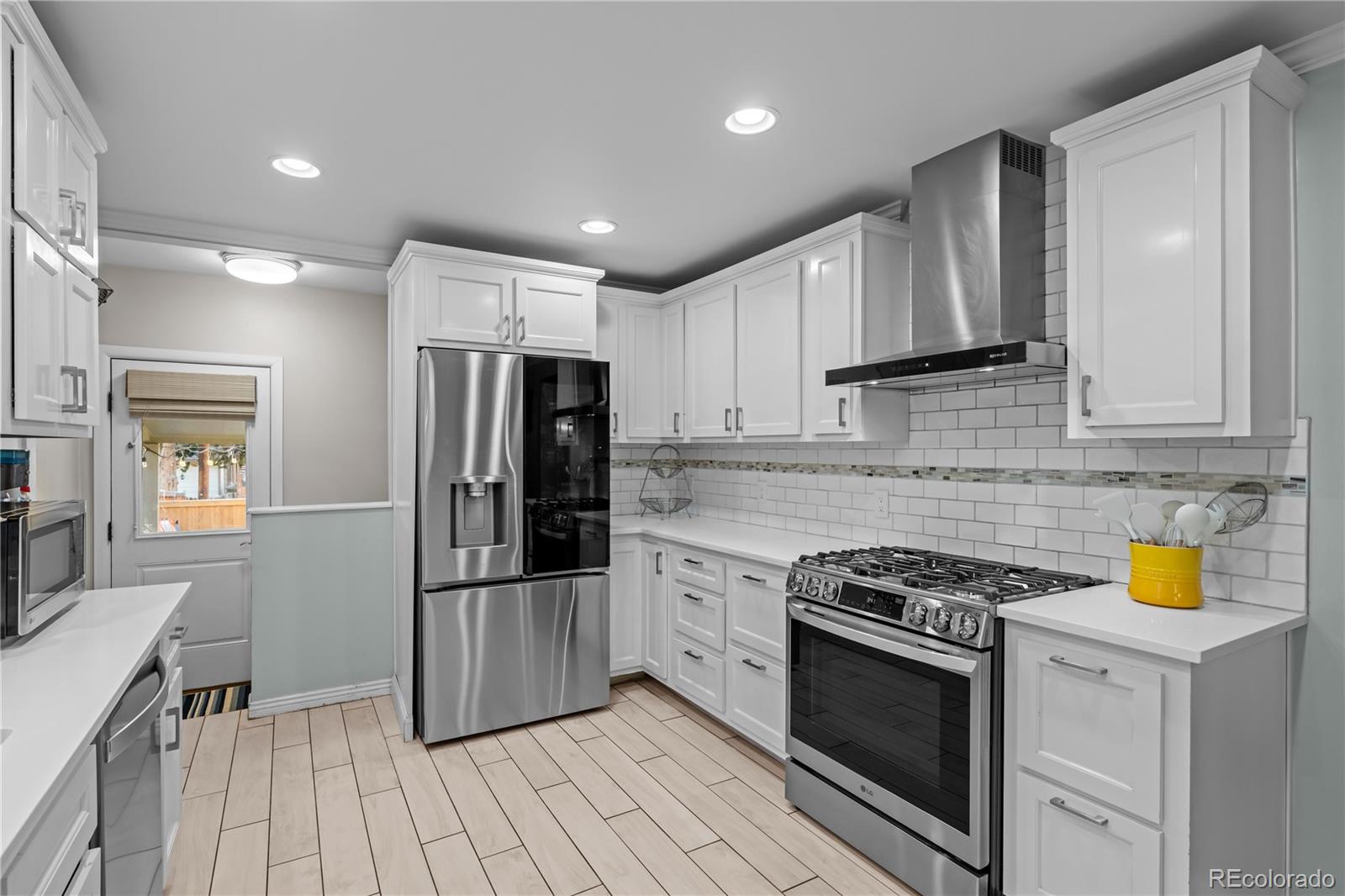 MLS Image #13 for 1331 s gaylord street,denver, Colorado