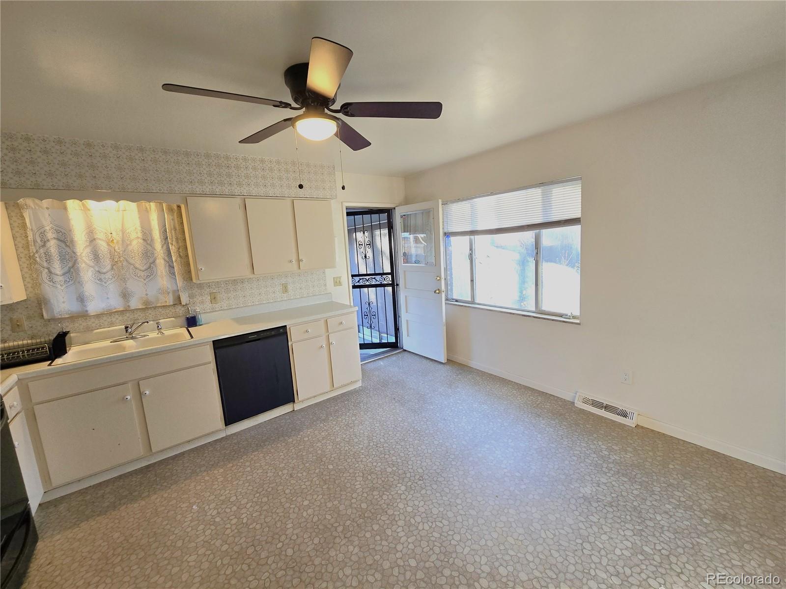 MLS Image #3 for 6602 e cornell avenue,denver, Colorado