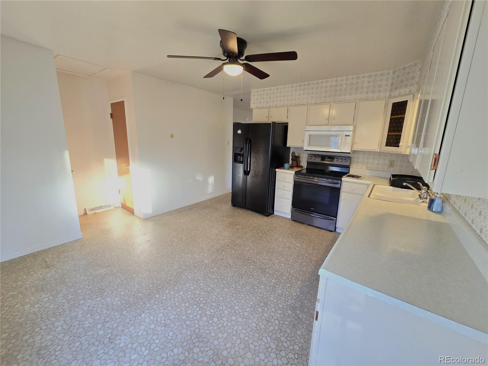MLS Image #4 for 6602 e cornell avenue,denver, Colorado