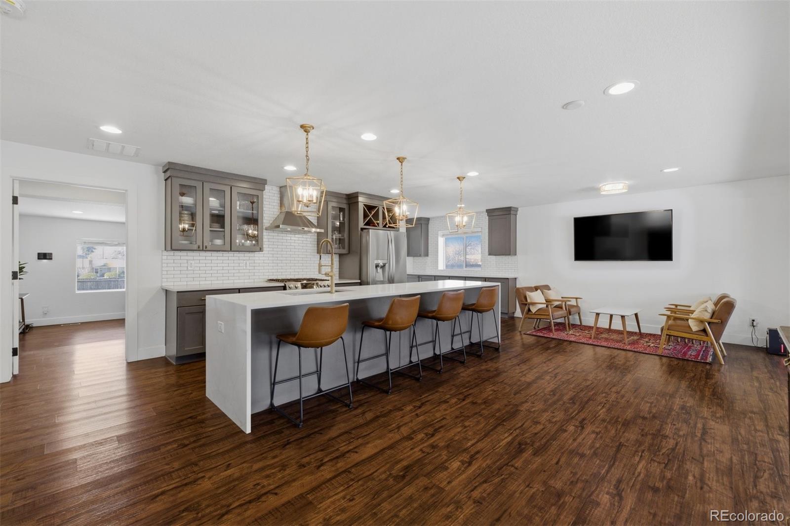 MLS Image #4 for 485 s krameria street,denver, Colorado