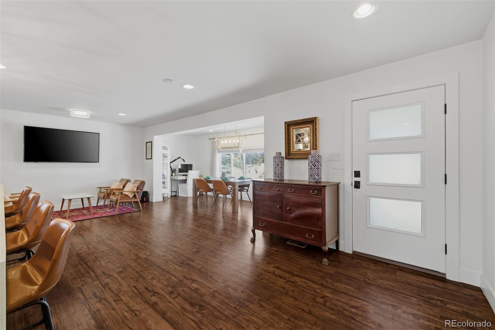 MLS Image #5 for 485 s krameria street,denver, Colorado