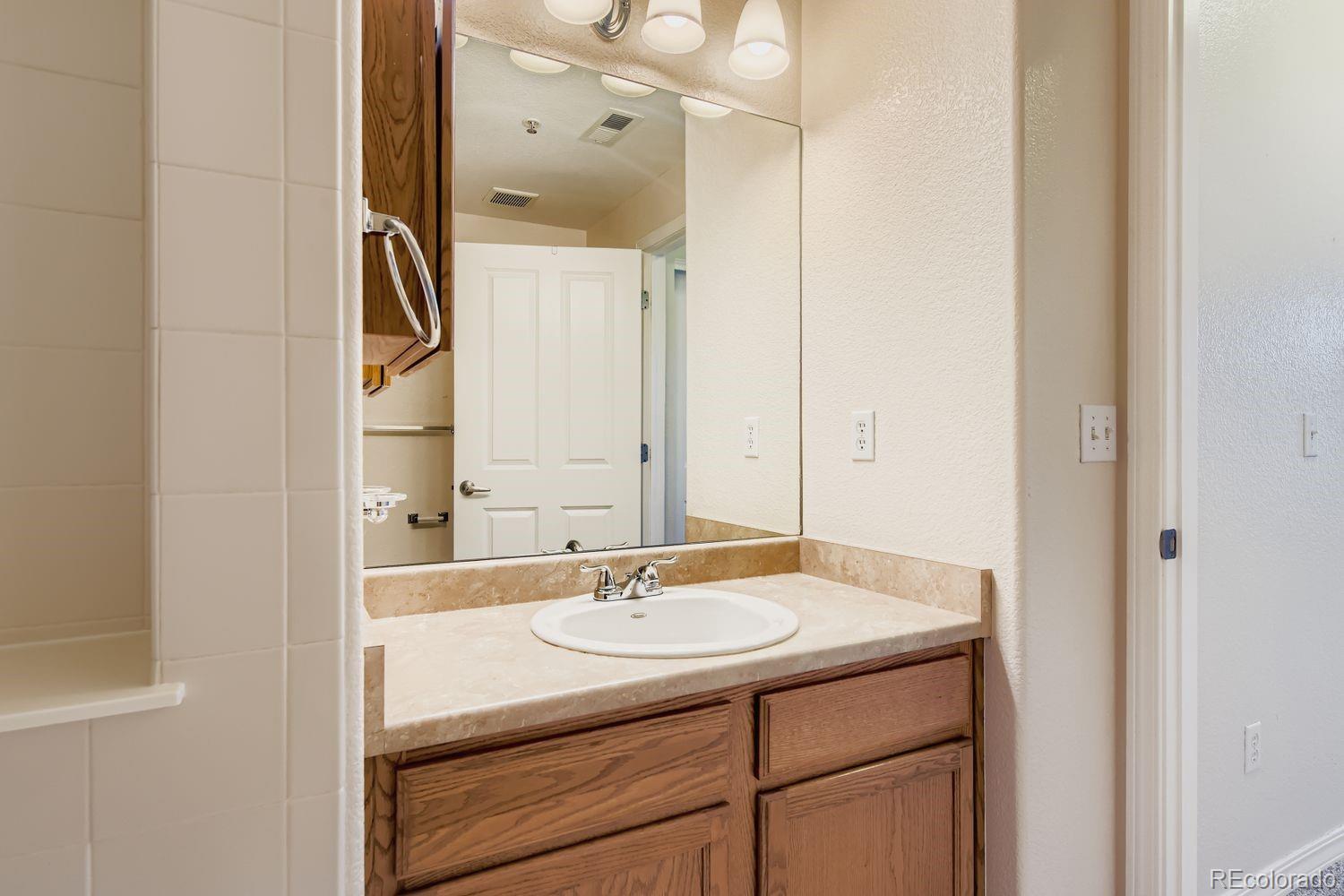 MLS Image #10 for 8779 s kipling way 106,littleton, Colorado