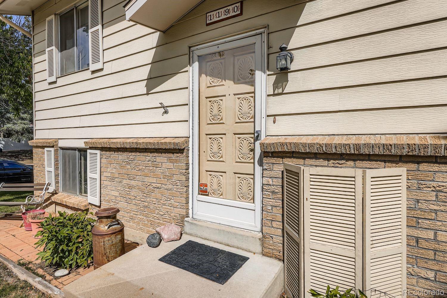 MLS Image #3 for 1190  norfolk street,aurora, Colorado