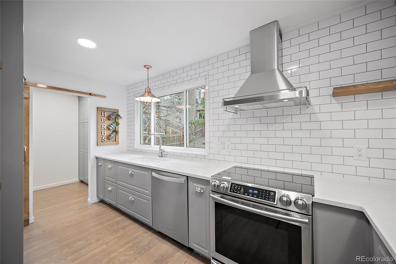 MLS Image #14 for 10920  omaha lane,parker, Colorado