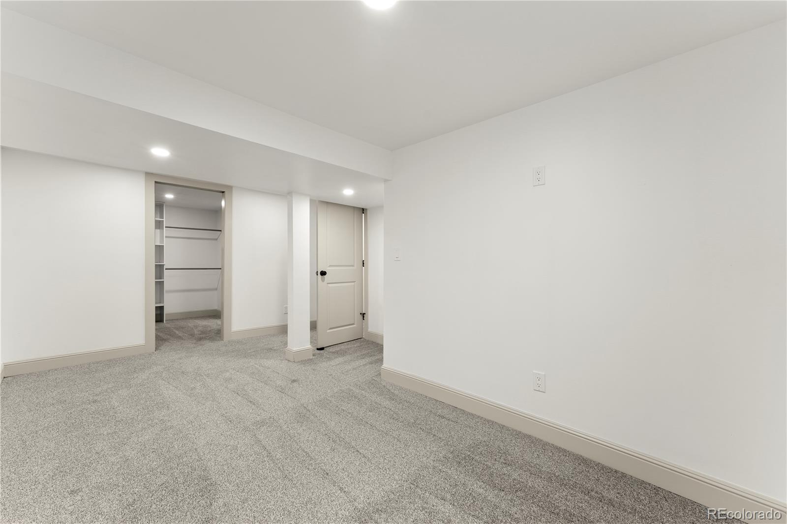 MLS Image #30 for 2963 s lincoln street,englewood, Colorado