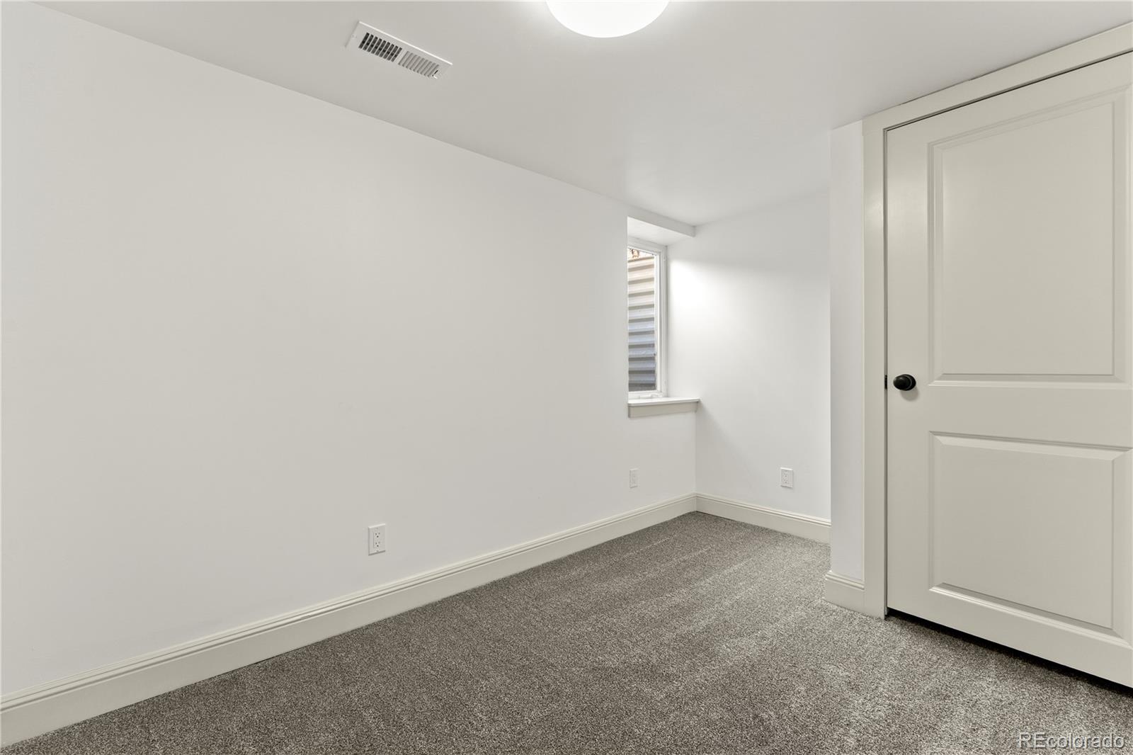 MLS Image #32 for 2963 s lincoln street,englewood, Colorado