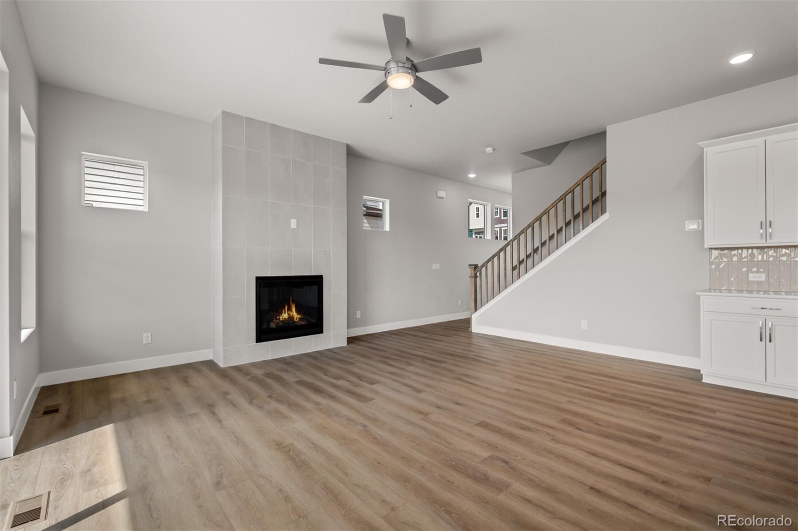MLS Image #14 for 4585  peak crest view,colorado springs, Colorado