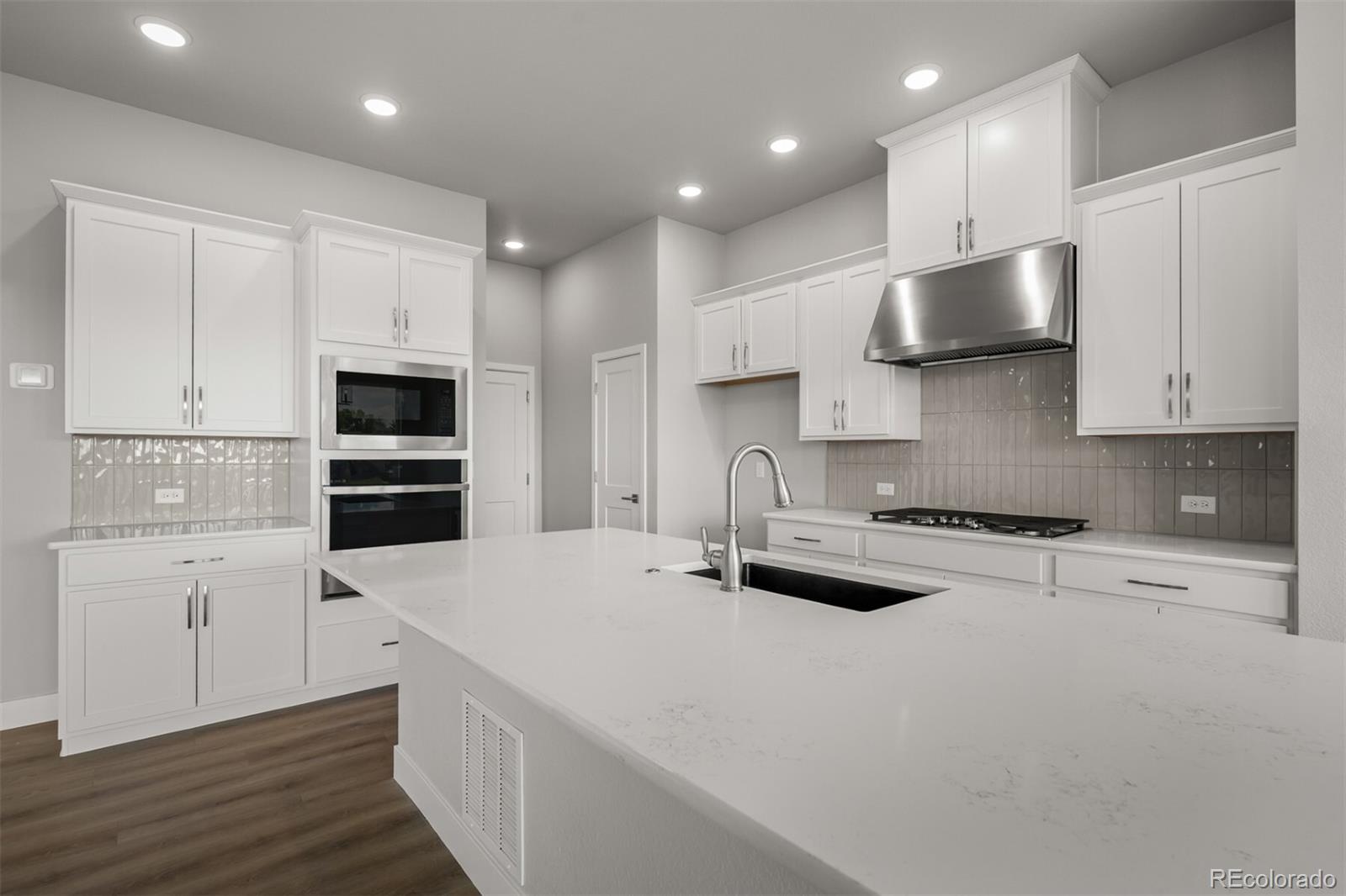 MLS Image #4 for 4585  peak crest view,colorado springs, Colorado