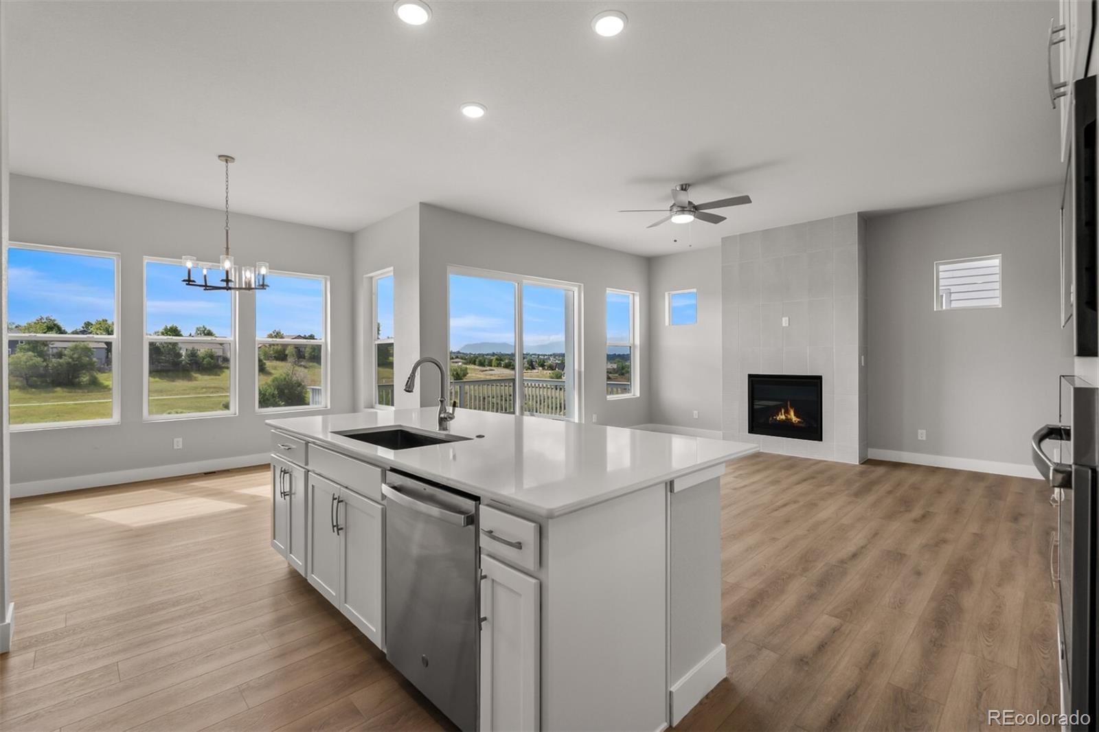 MLS Image #8 for 4585  peak crest view,colorado springs, Colorado