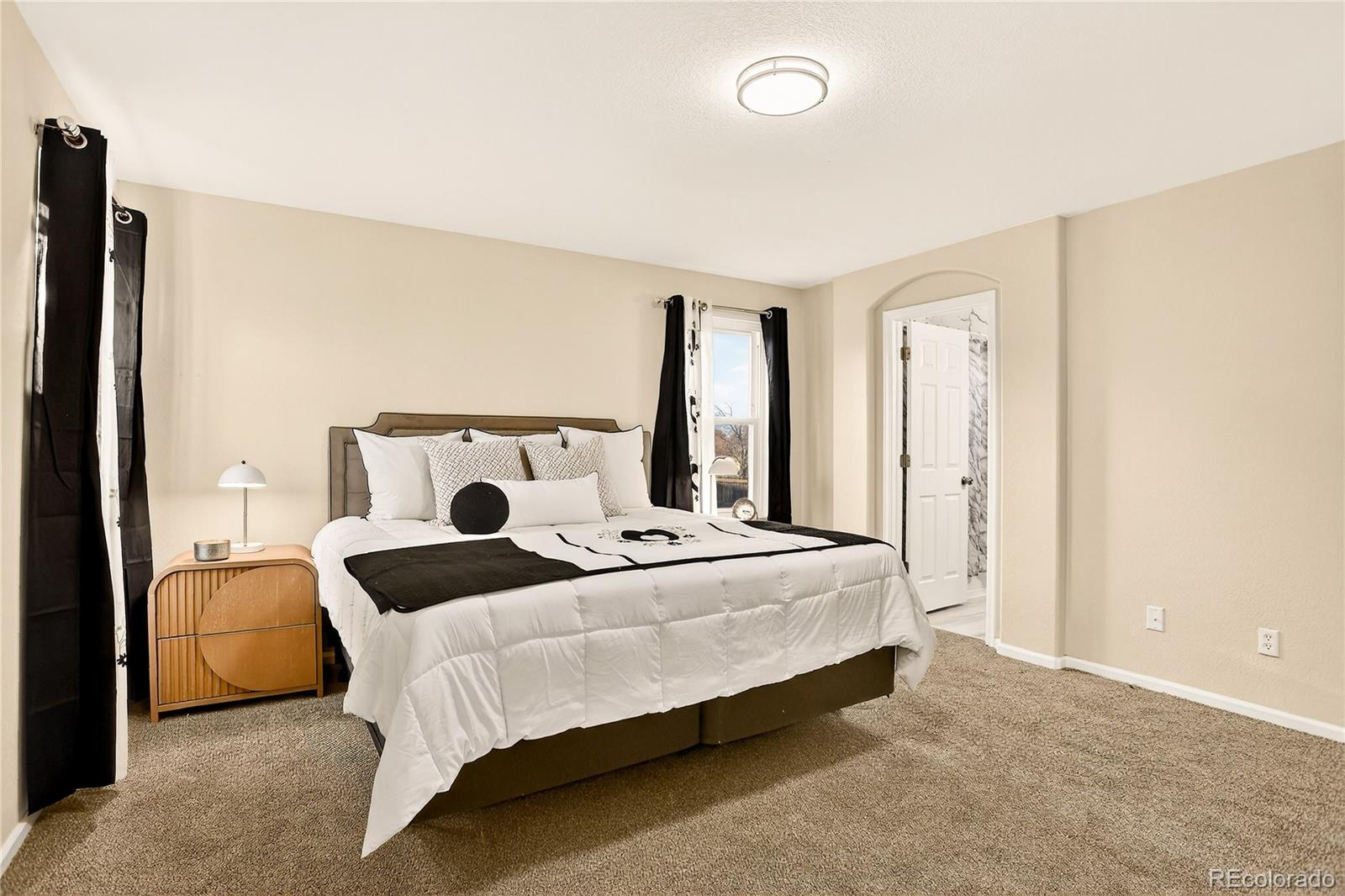 MLS Image #17 for 14402 e 48th avenue,denver, Colorado