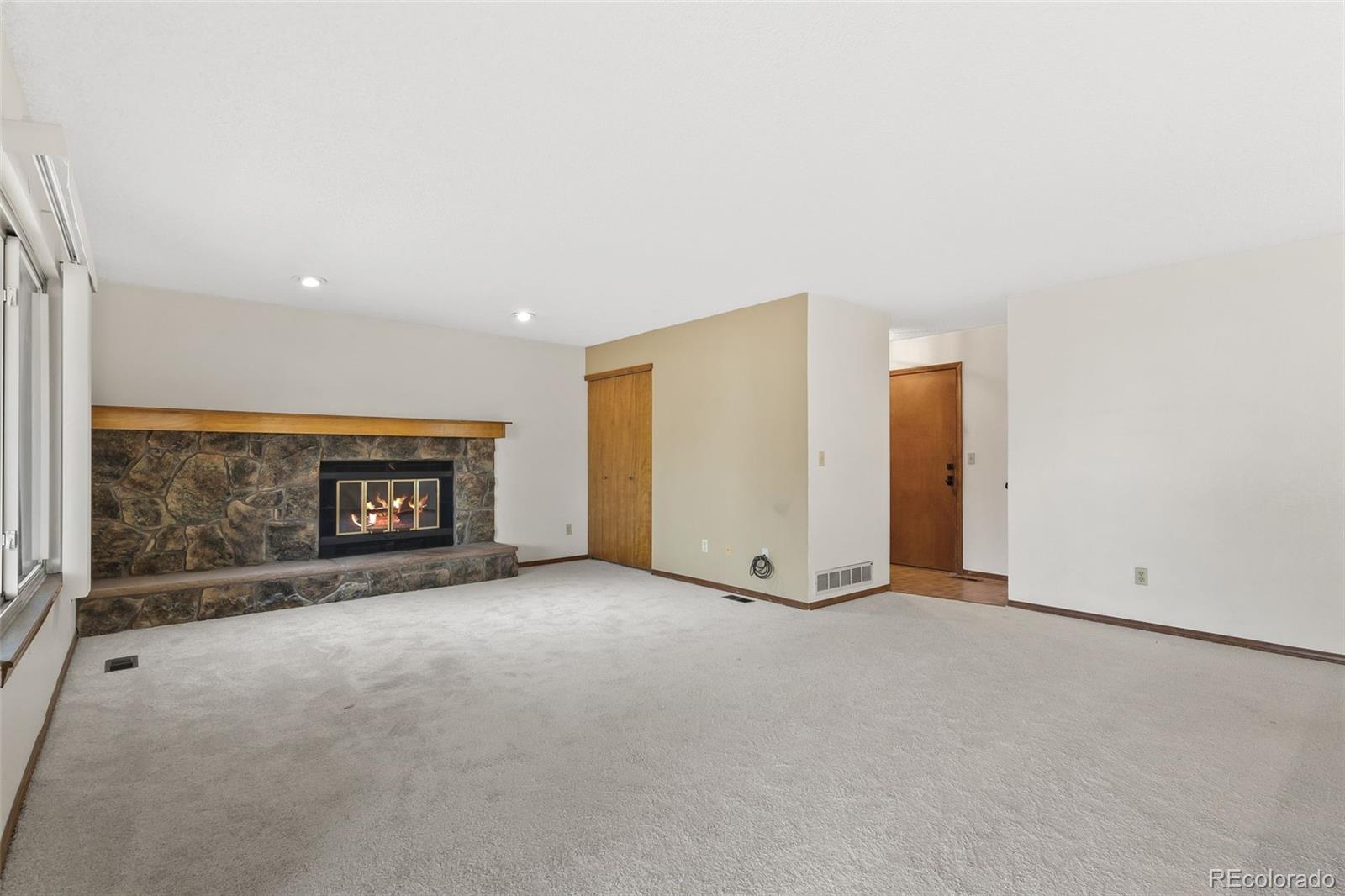 MLS Image #21 for 11303 e warren avenue,aurora, Colorado