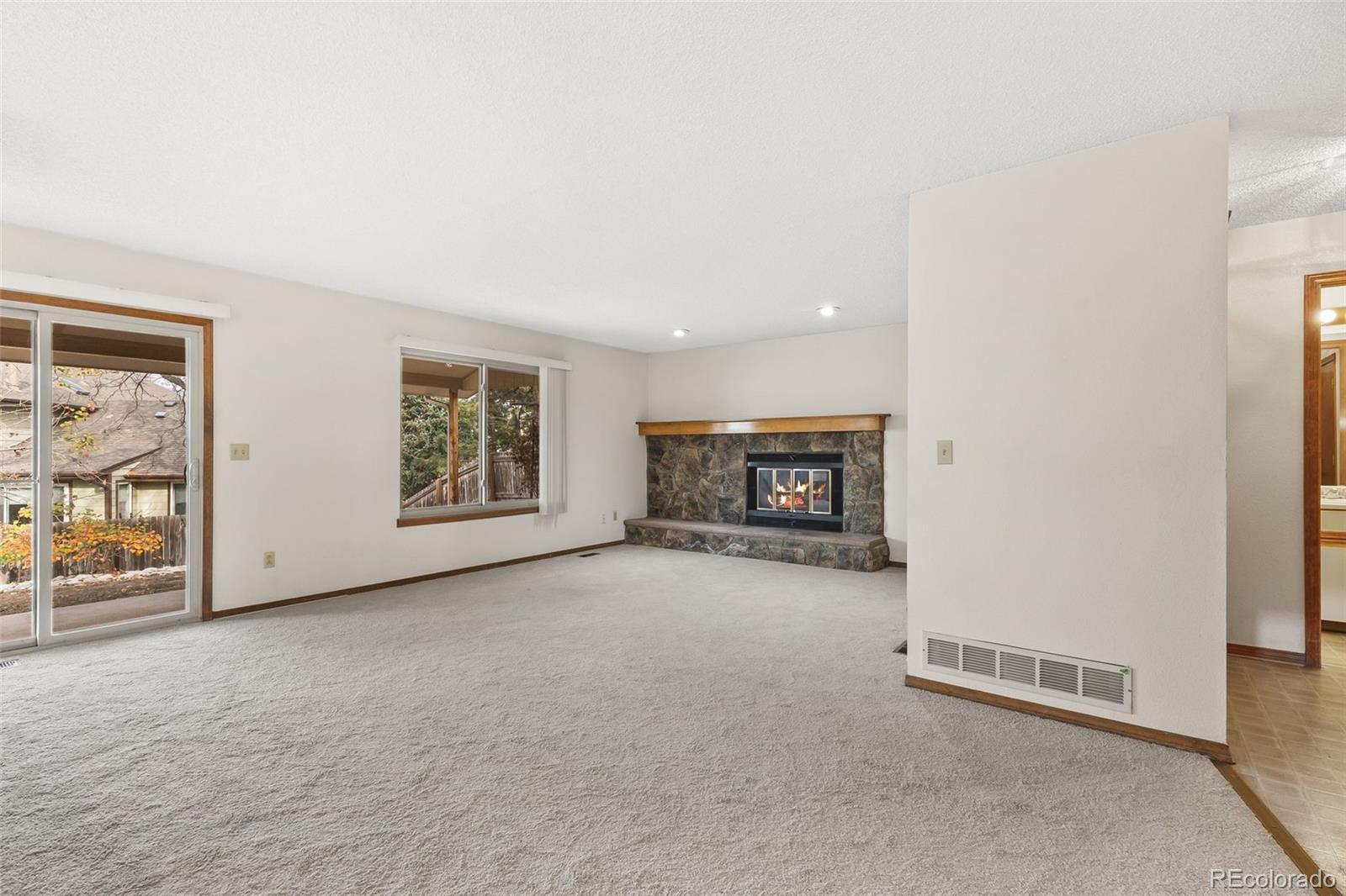 MLS Image #27 for 11303 e warren avenue,aurora, Colorado