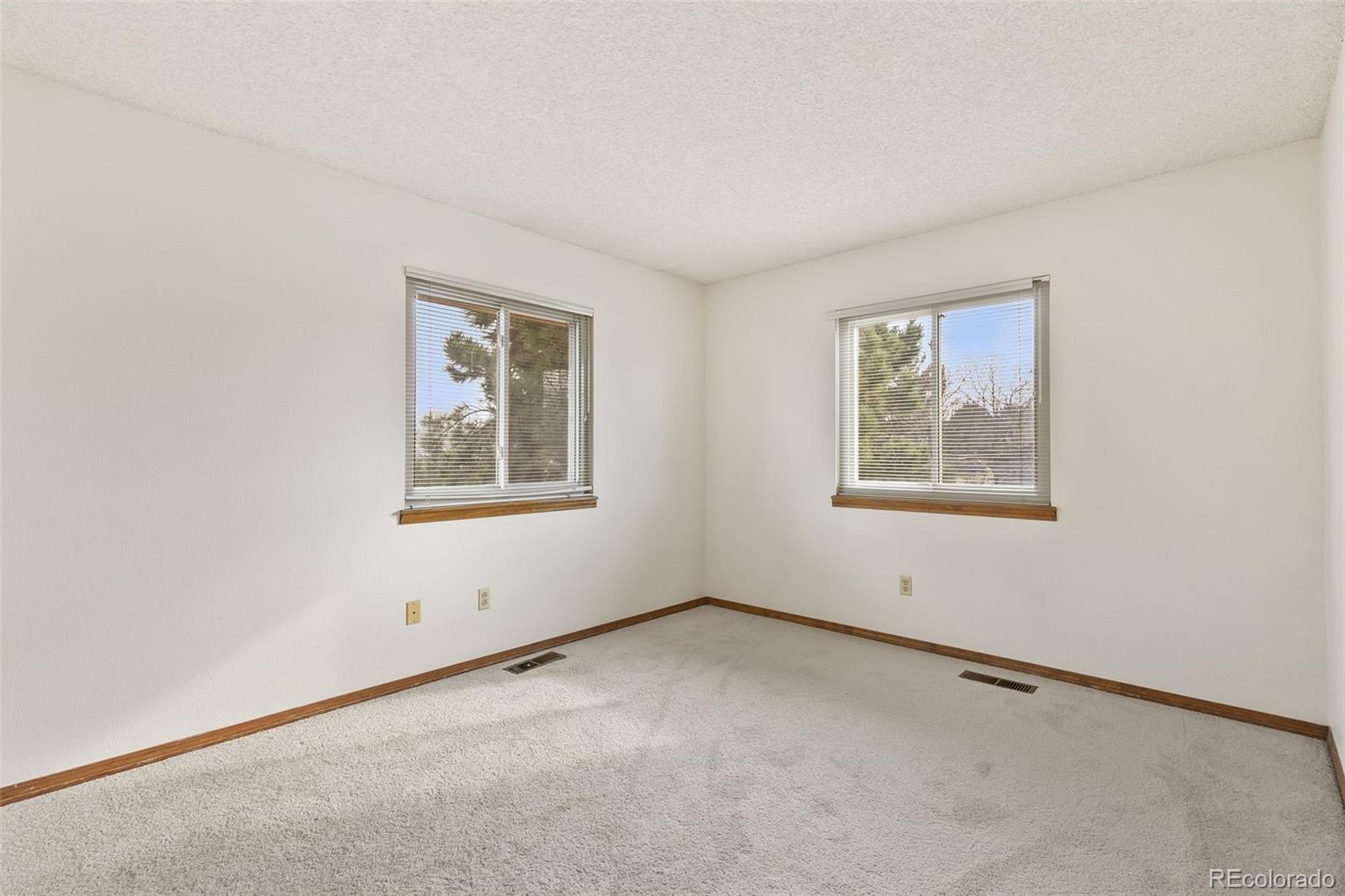 MLS Image #36 for 11303 e warren avenue,aurora, Colorado