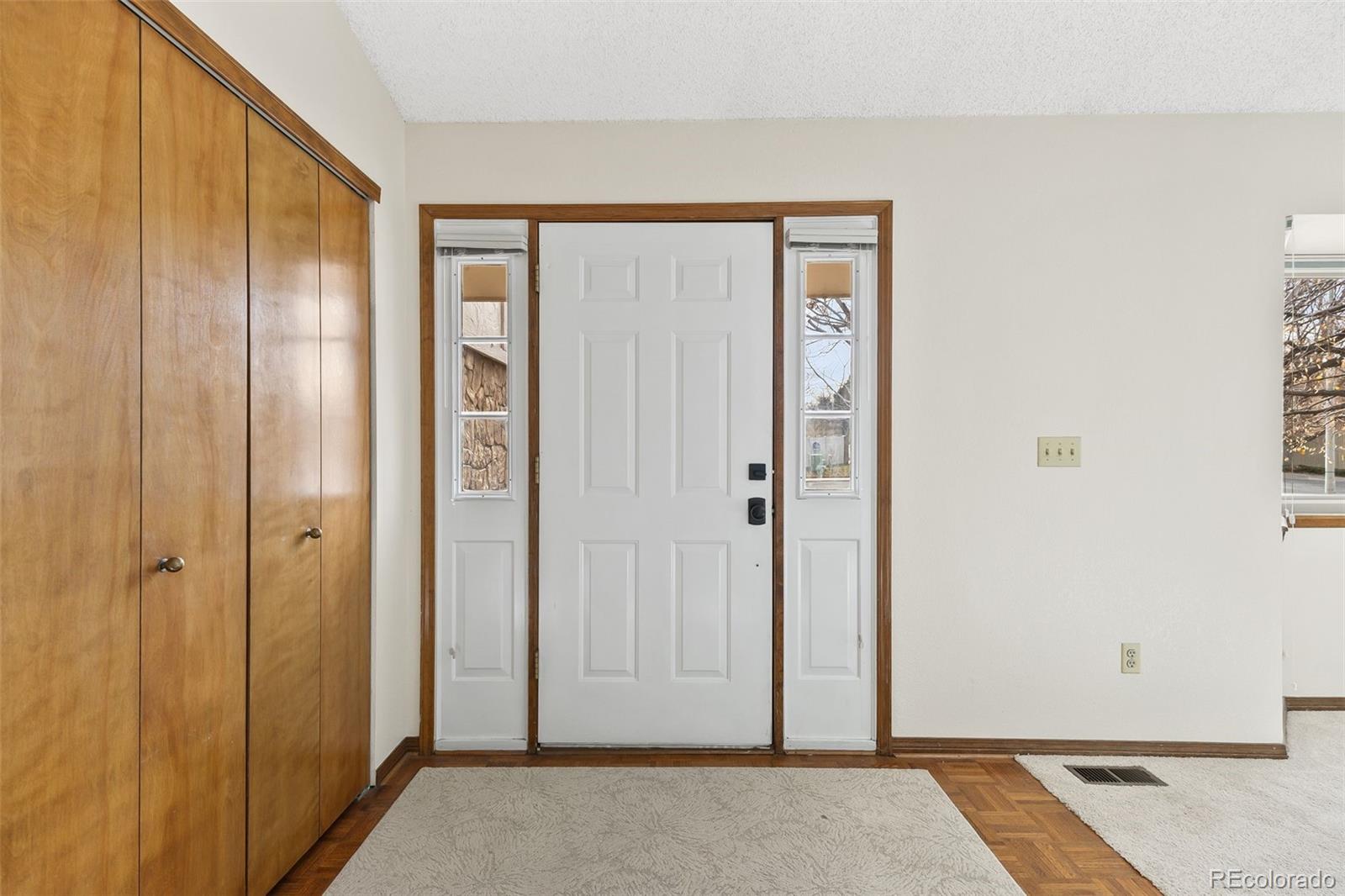 MLS Image #4 for 11303 e warren avenue,aurora, Colorado