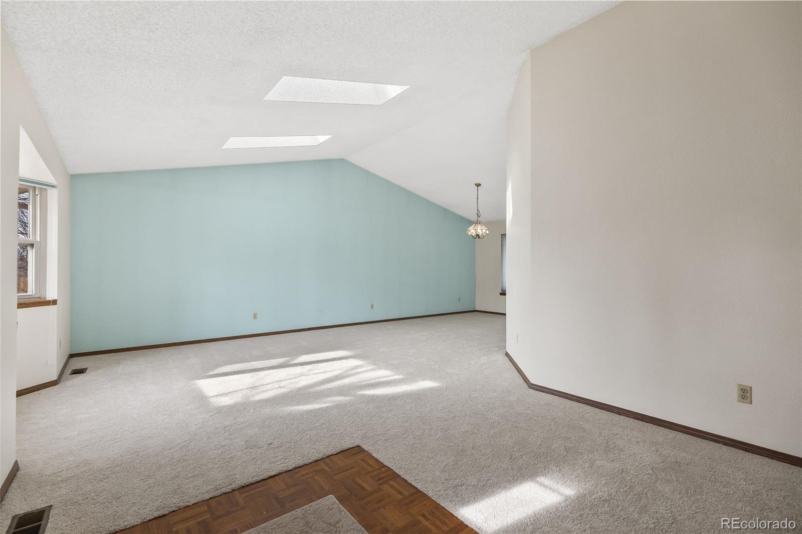 MLS Image #6 for 11303 e warren avenue,aurora, Colorado
