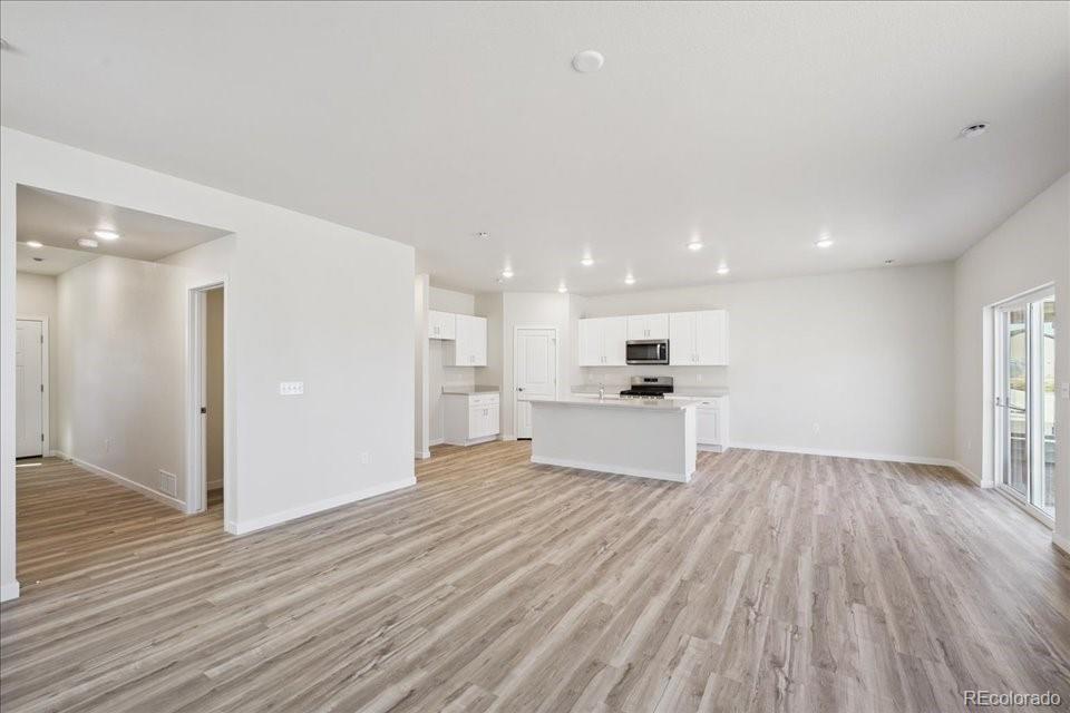 MLS Image #3 for 209  grayson avenue,fort lupton, Colorado