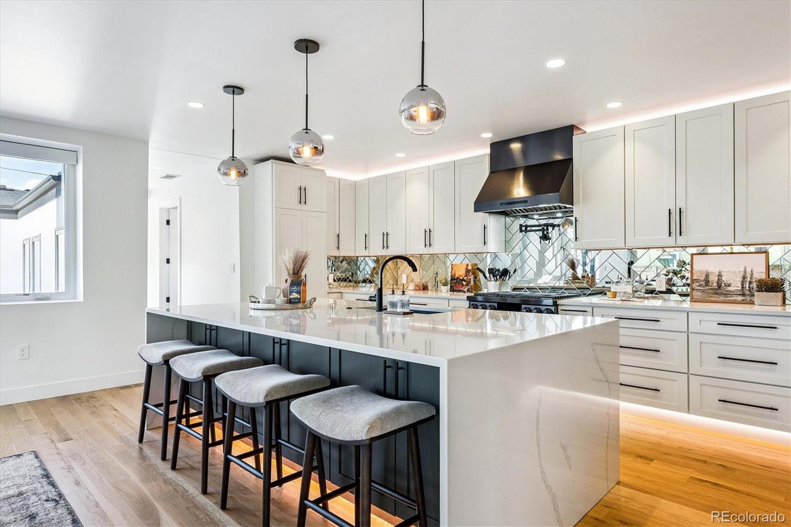 MLS Image #11 for 4233 n vallejo street,denver, Colorado