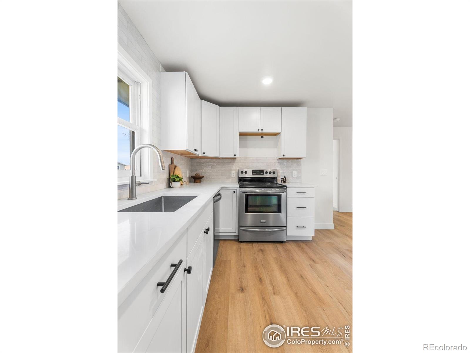 MLS Image #14 for 4020  cottonwood drive,loveland, Colorado