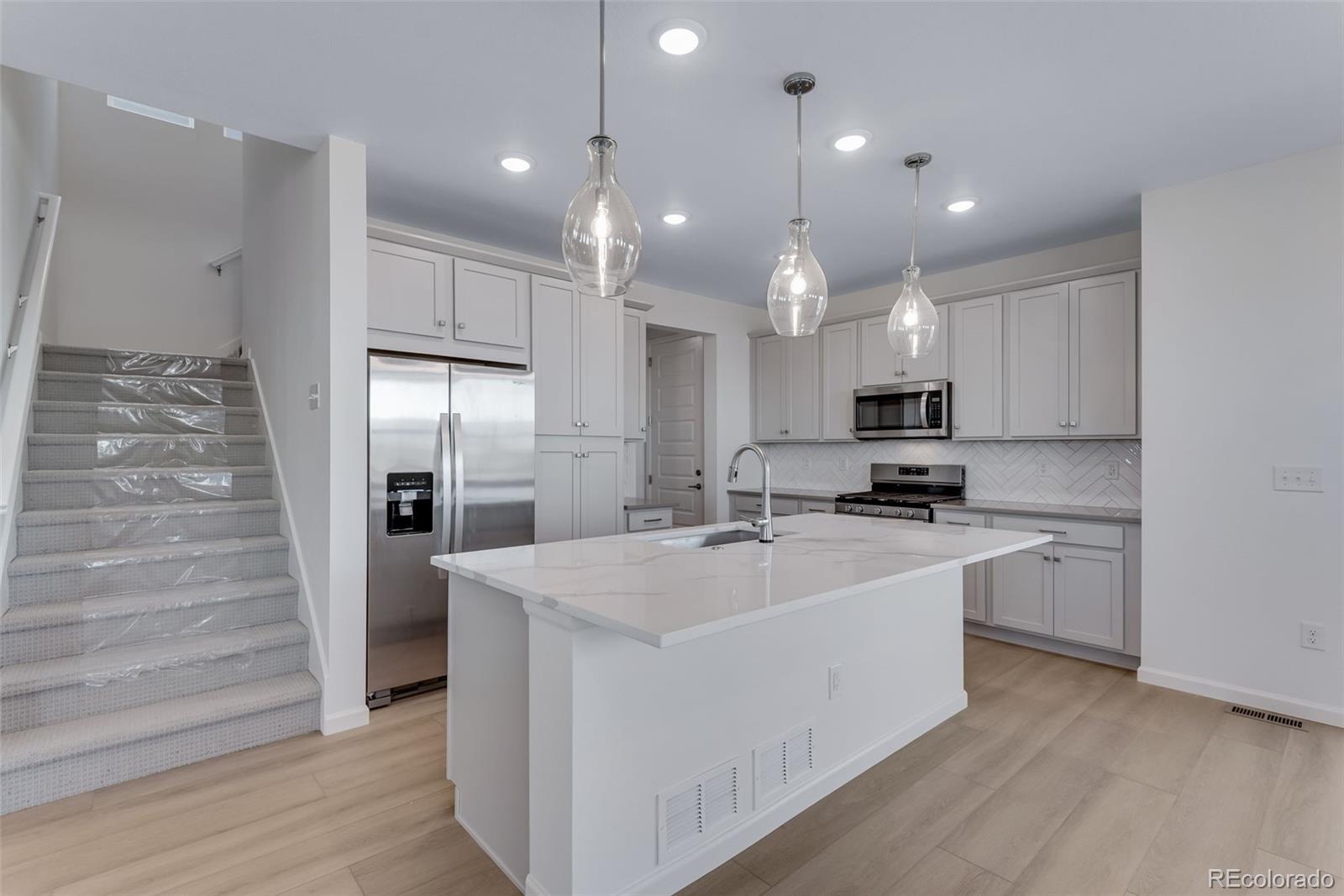 MLS Image #19 for 3364 n haleyville court,aurora, Colorado