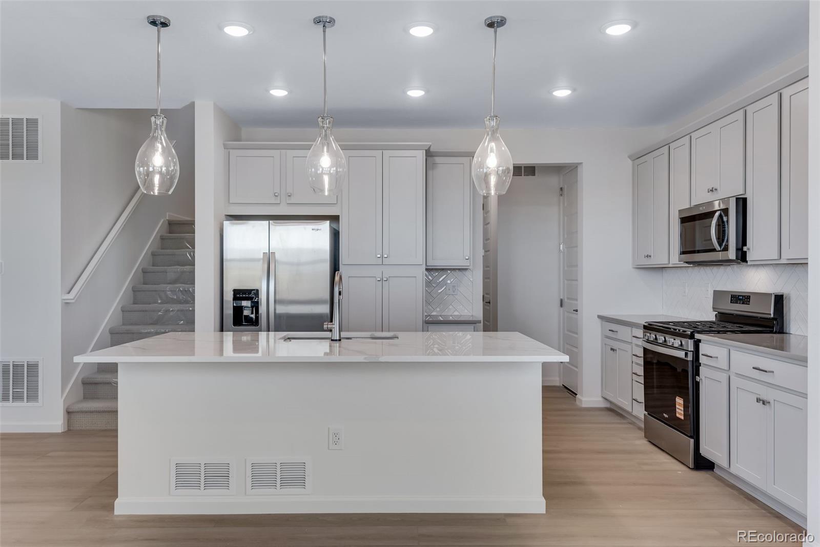 MLS Image #20 for 3364 n haleyville court,aurora, Colorado