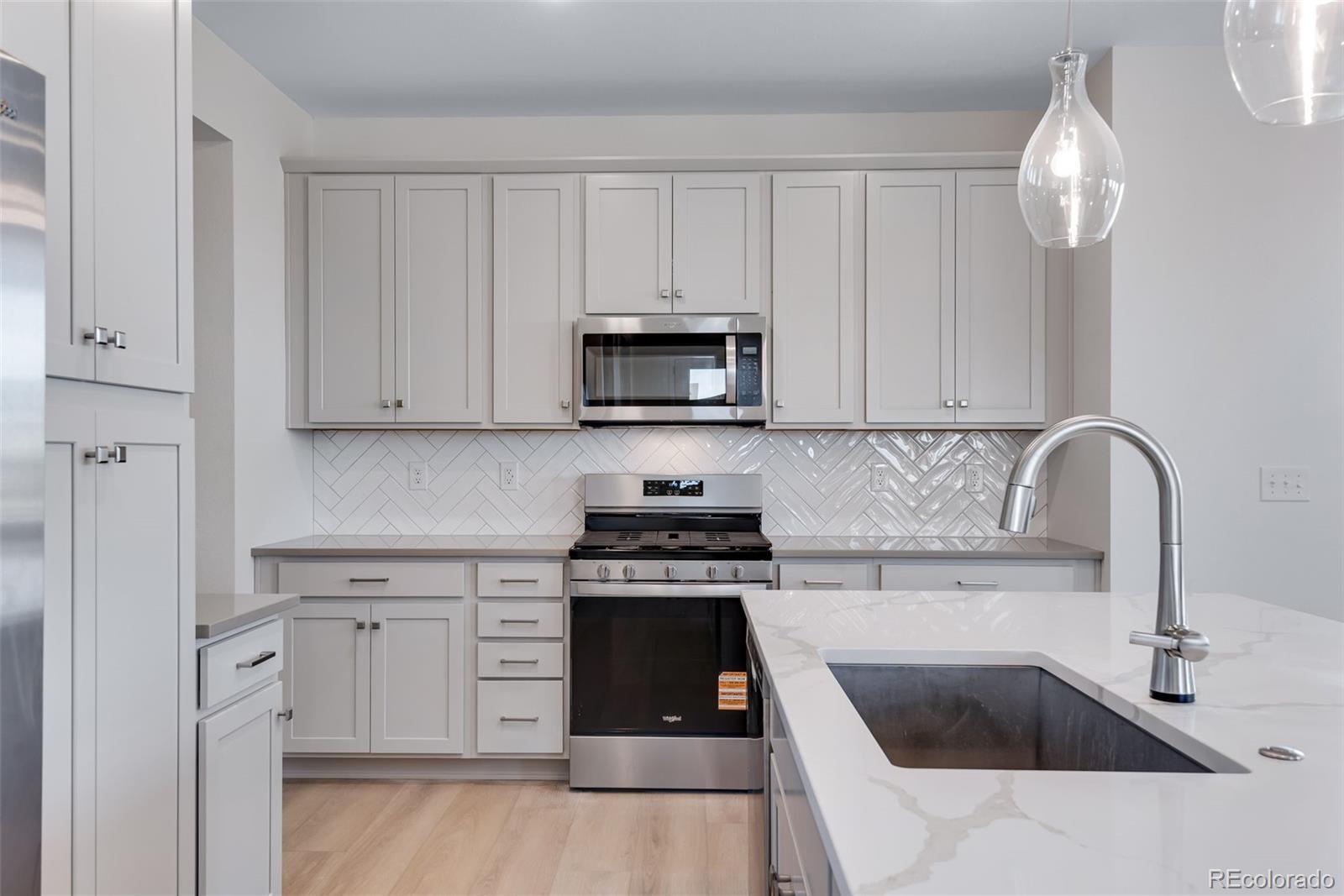 MLS Image #25 for 3364 n haleyville court,aurora, Colorado
