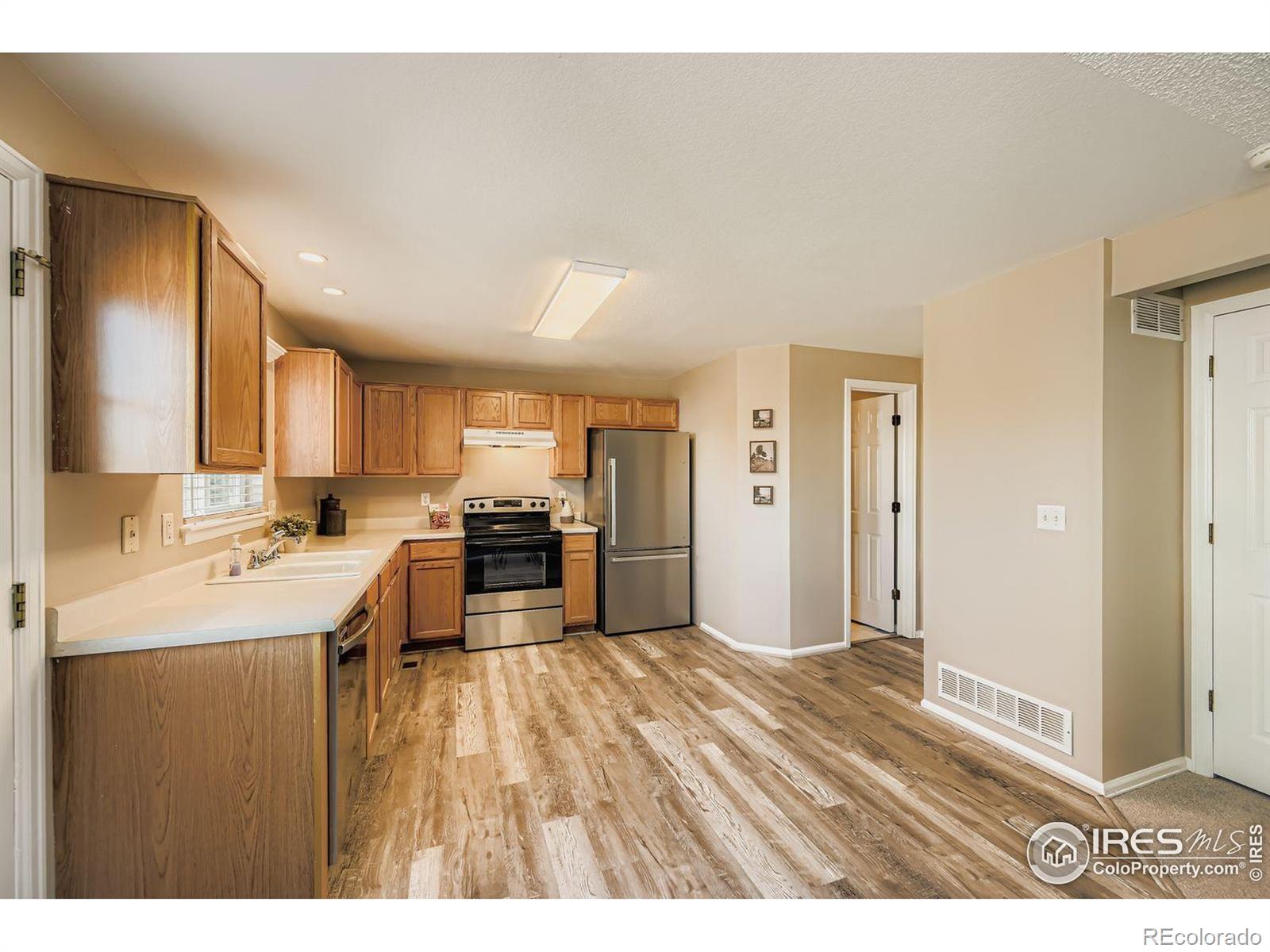 MLS Image #9 for 1506  crestwood circle,longmont, Colorado