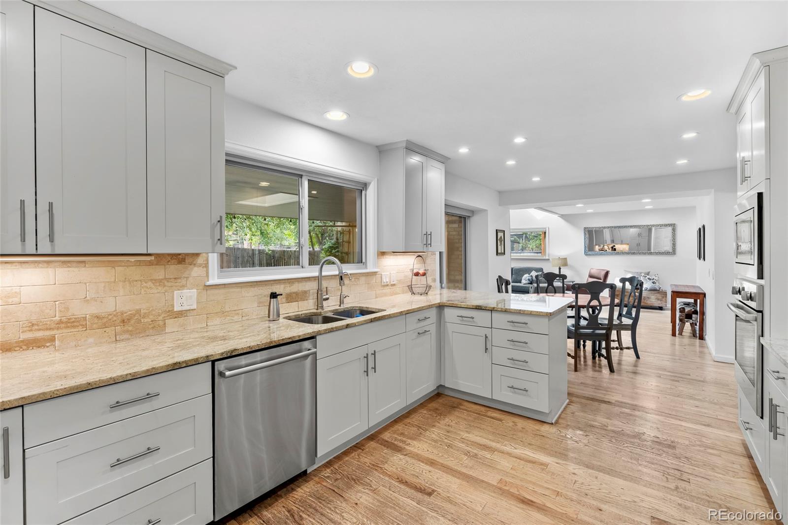 MLS Image #10 for 5328 s havana court,englewood, Colorado