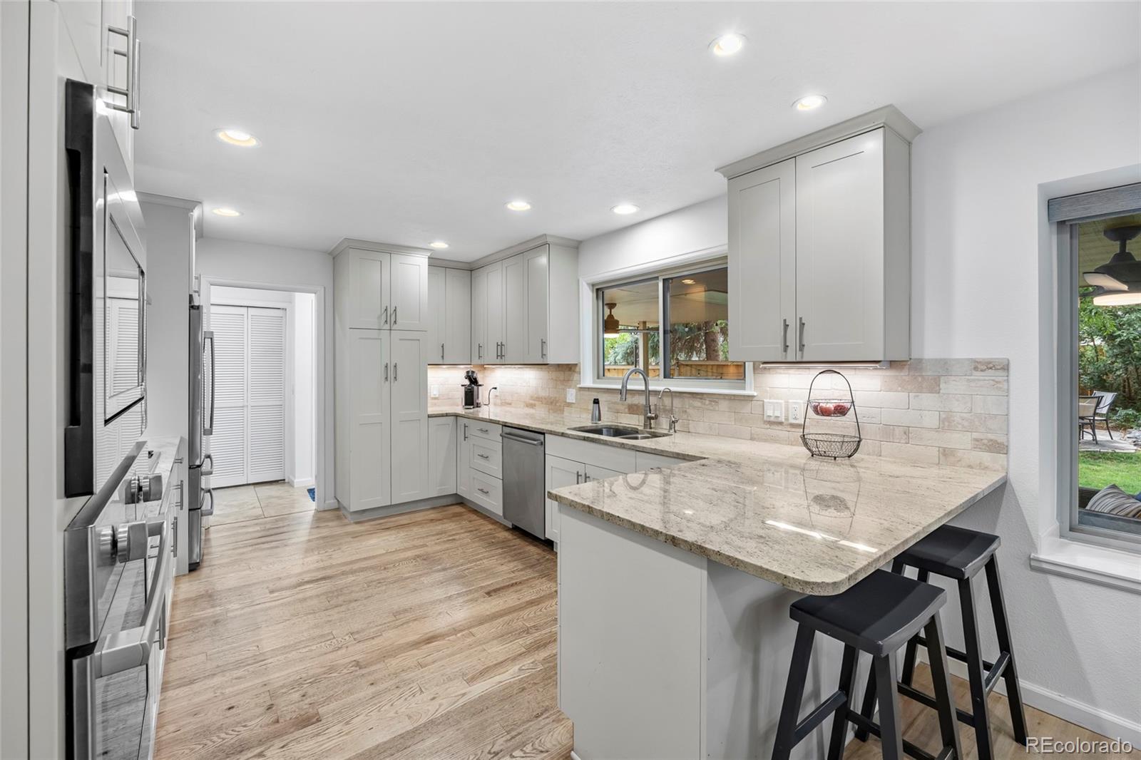 MLS Image #8 for 5328 s havana court,englewood, Colorado