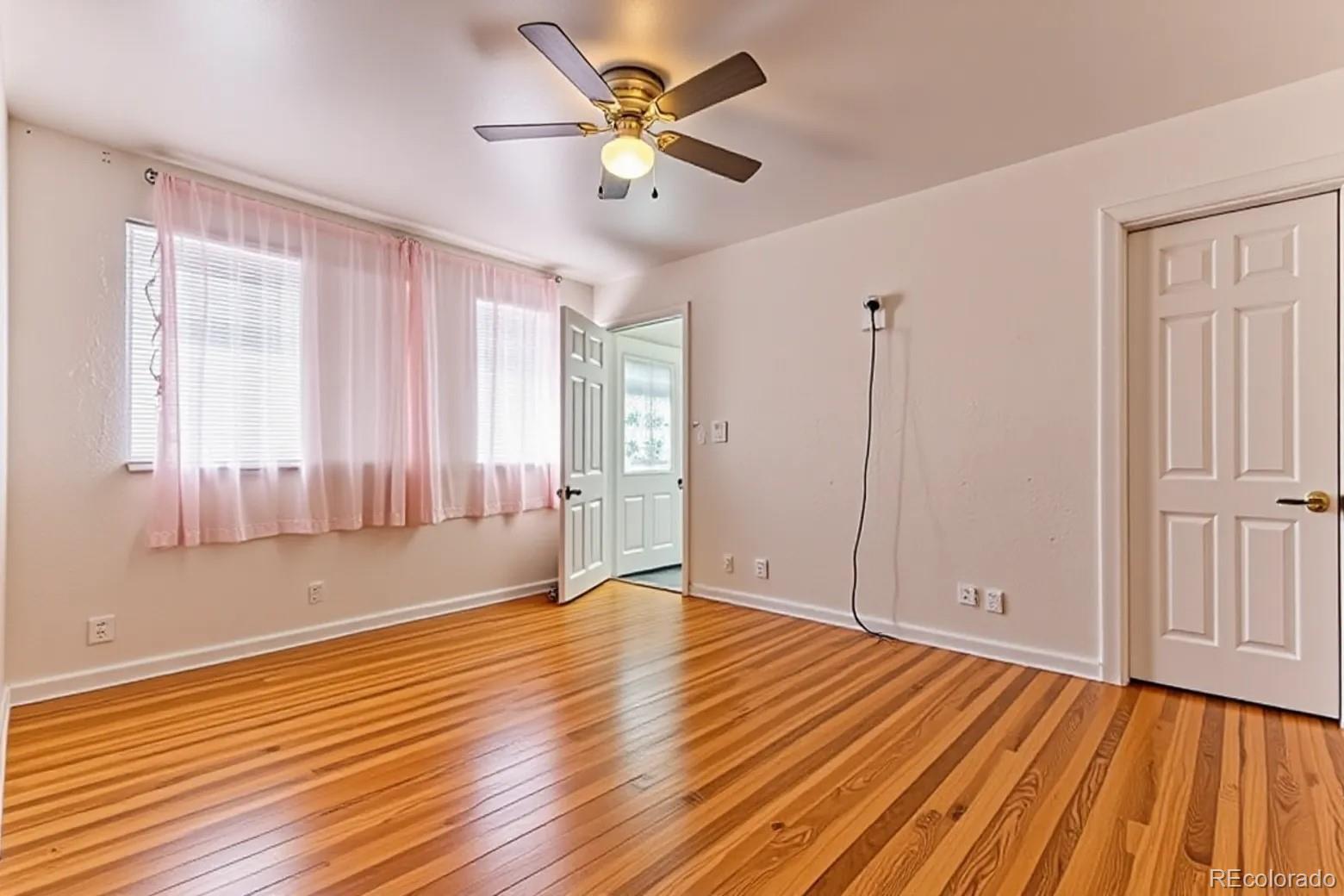 MLS Image #12 for 5210 e 33rd avenue,denver, Colorado