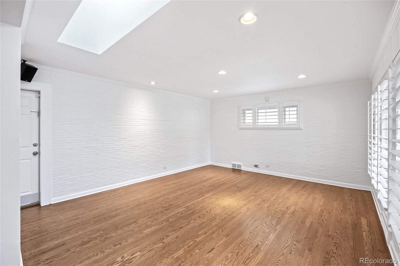 MLS Image #10 for 335  leyden street,denver, Colorado