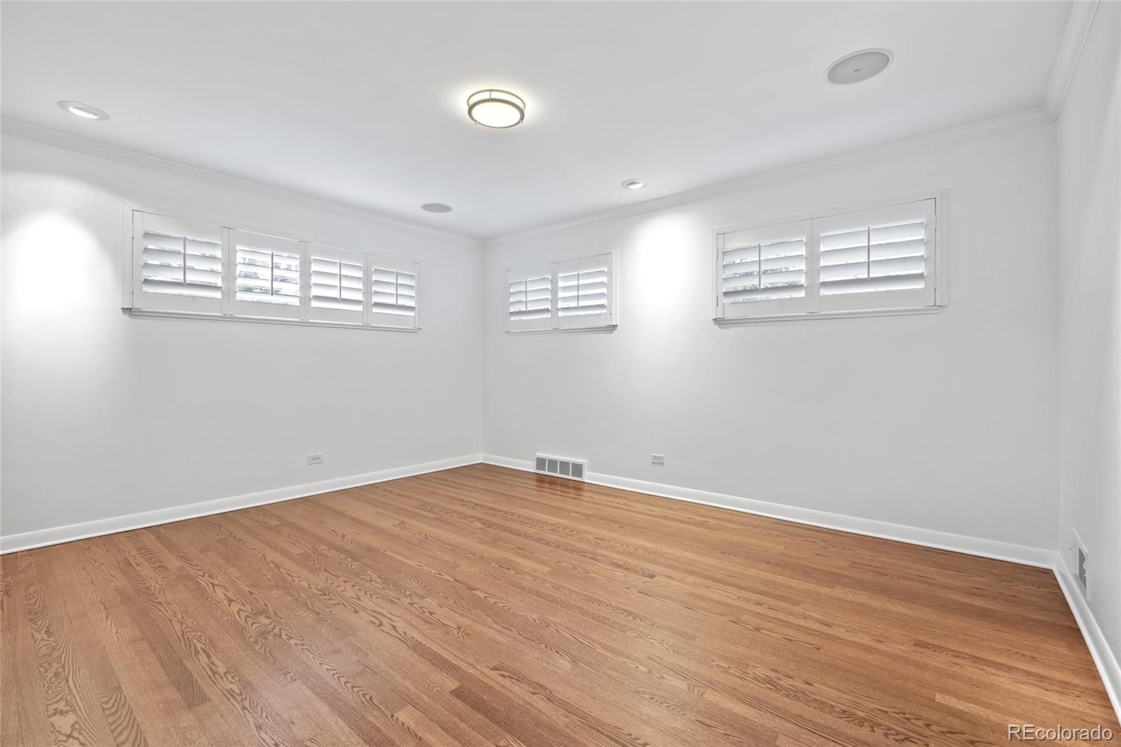 MLS Image #13 for 335  leyden street,denver, Colorado