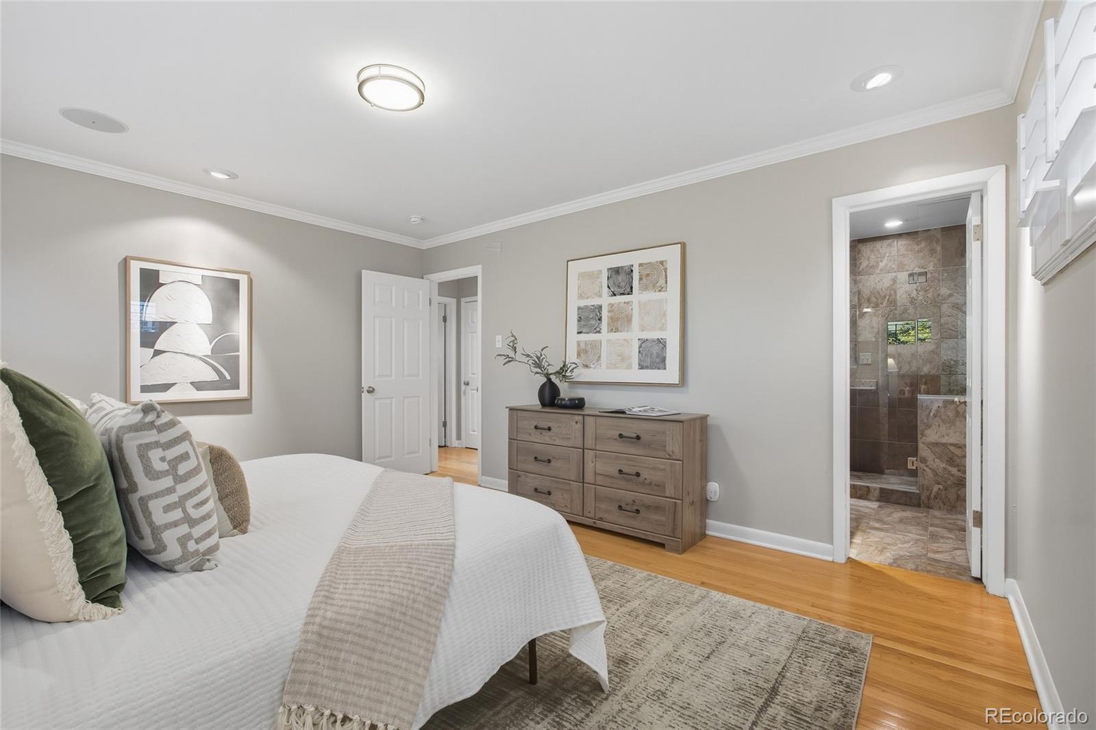 MLS Image #14 for 335  leyden street,denver, Colorado