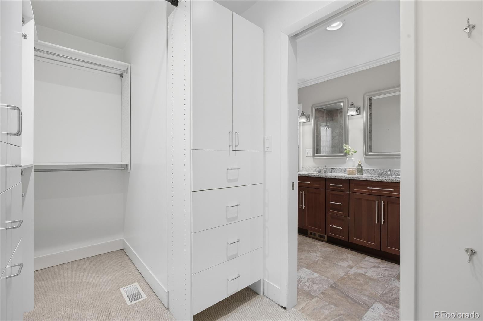 MLS Image #19 for 335  leyden street,denver, Colorado