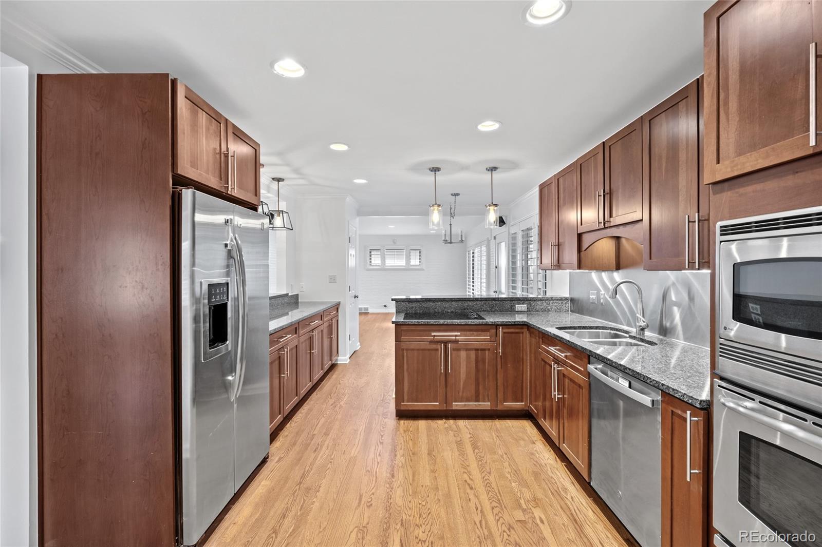 MLS Image #7 for 335  leyden street,denver, Colorado