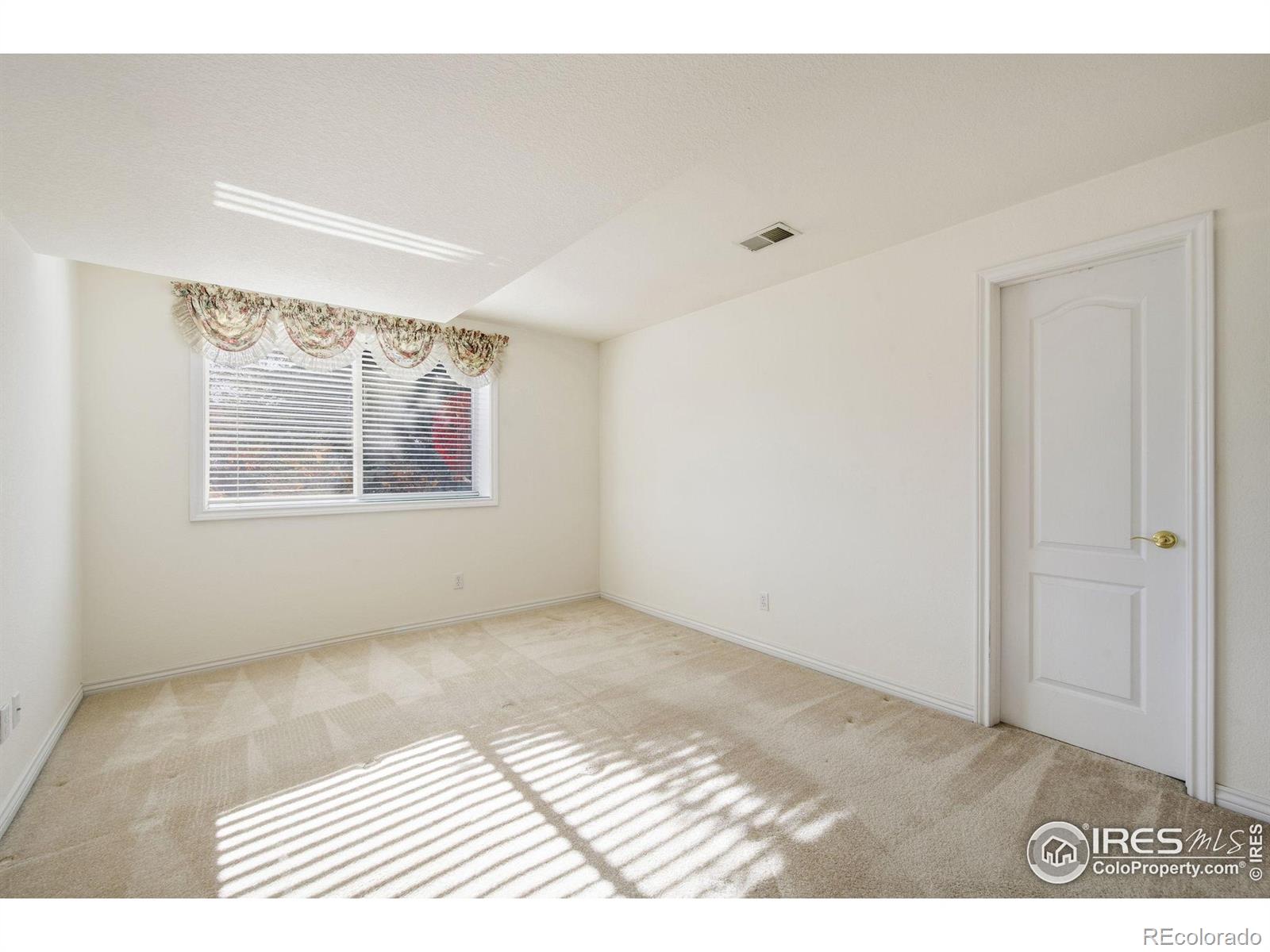MLS Image #23 for 950  southridge greens boulevard,fort collins, Colorado