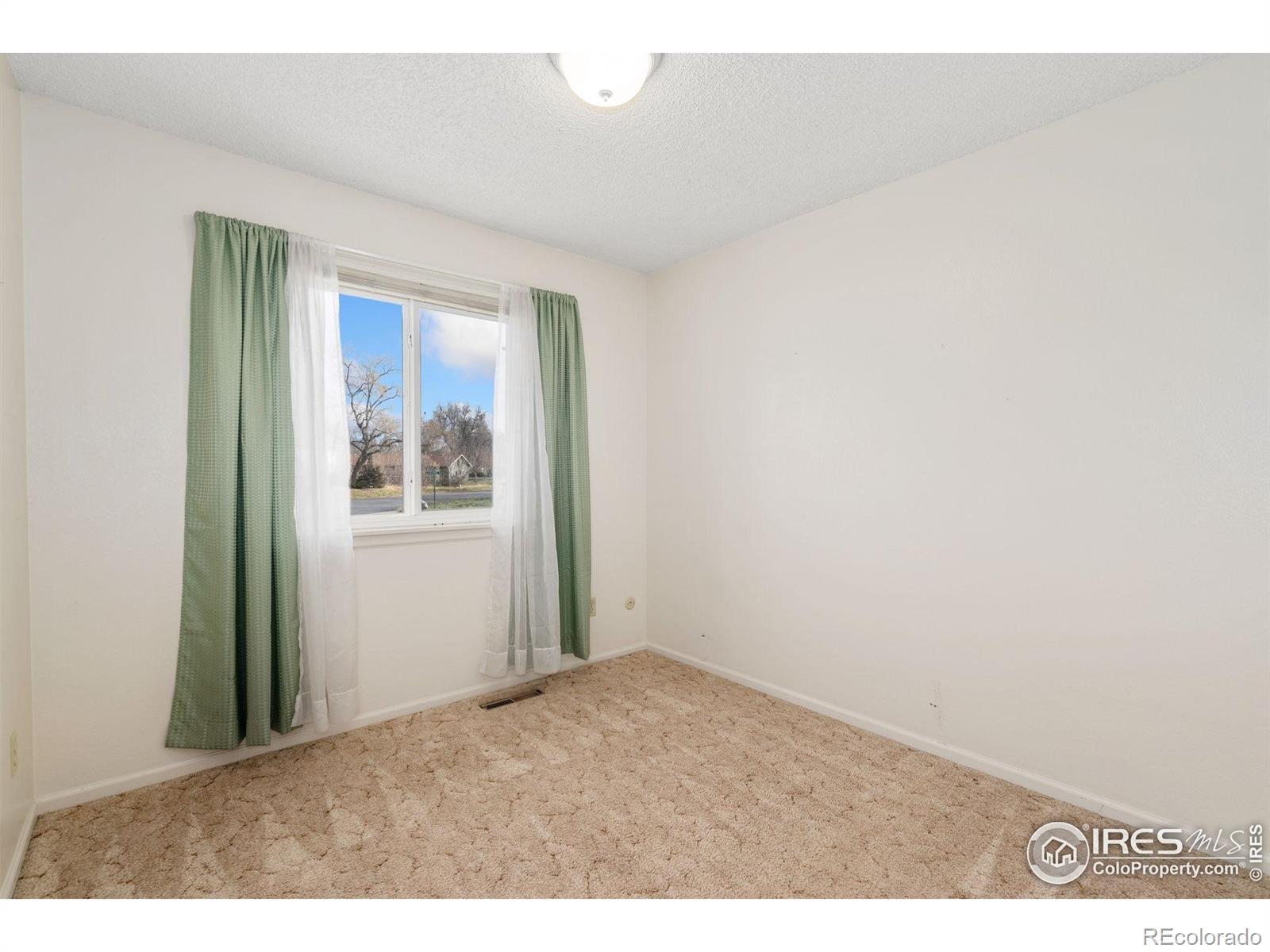 MLS Image #15 for 2921  loch lomond drive,laporte, Colorado