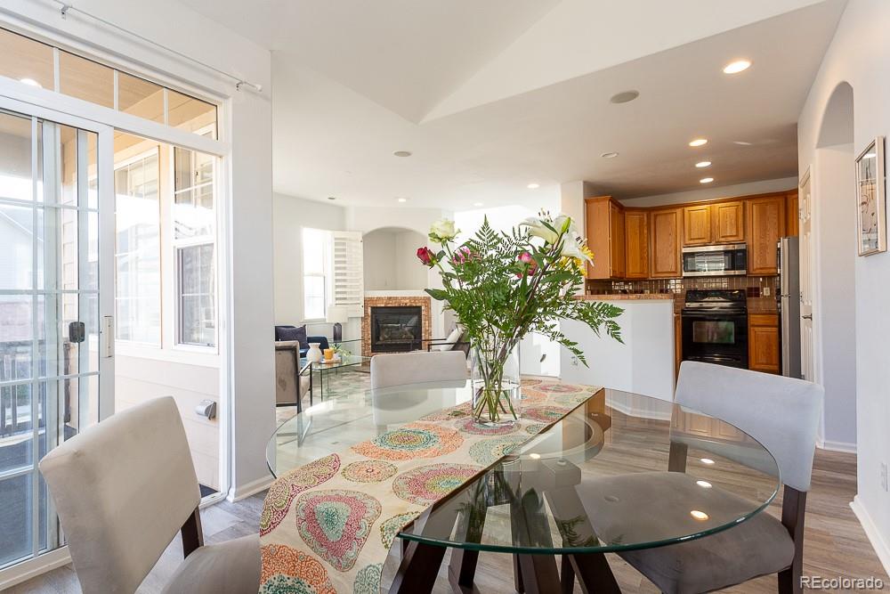 MLS Image #5 for 141  granby way  a,aurora, Colorado
