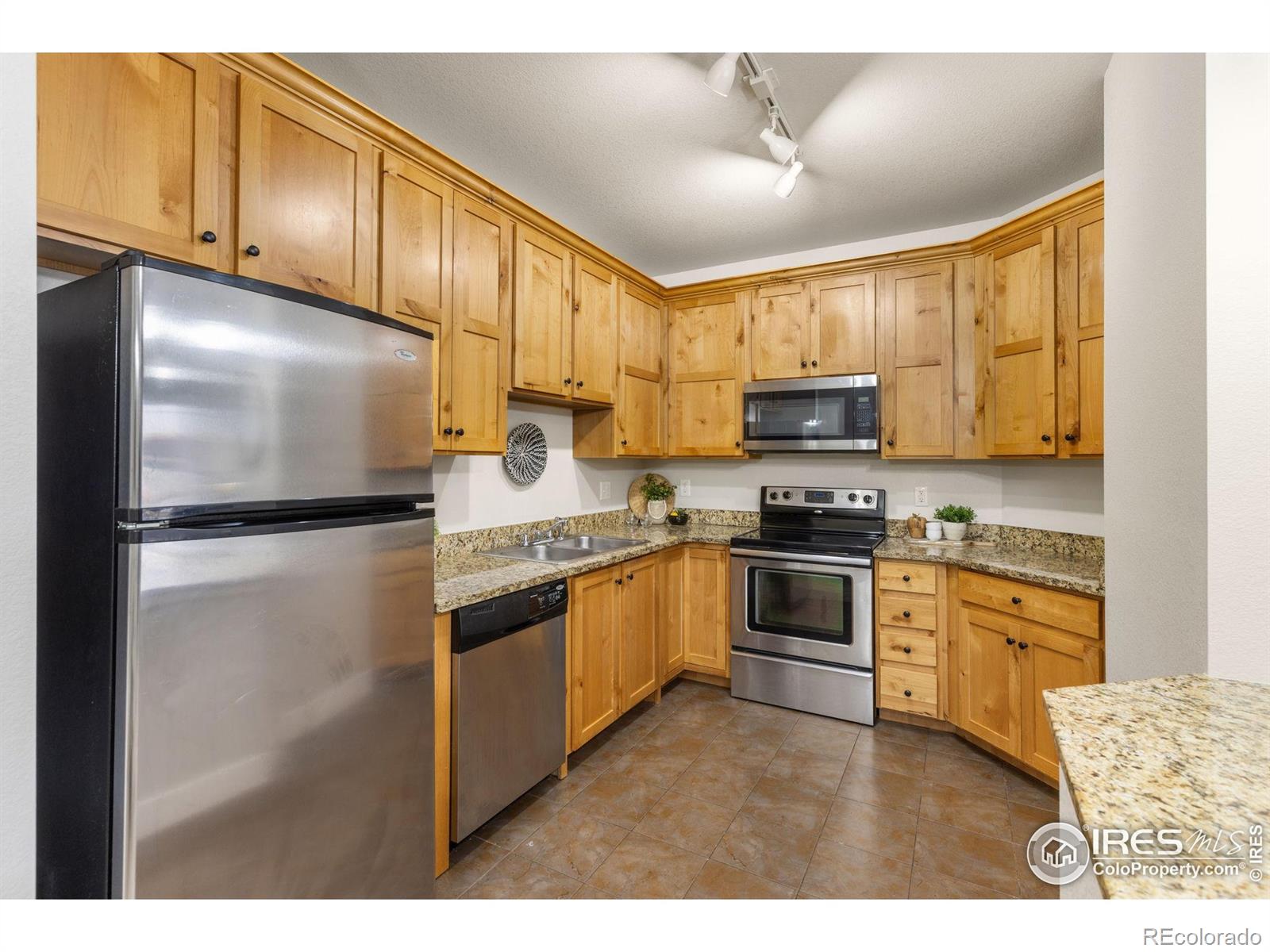 MLS Image #8 for 2445  windrow drive,fort collins, Colorado