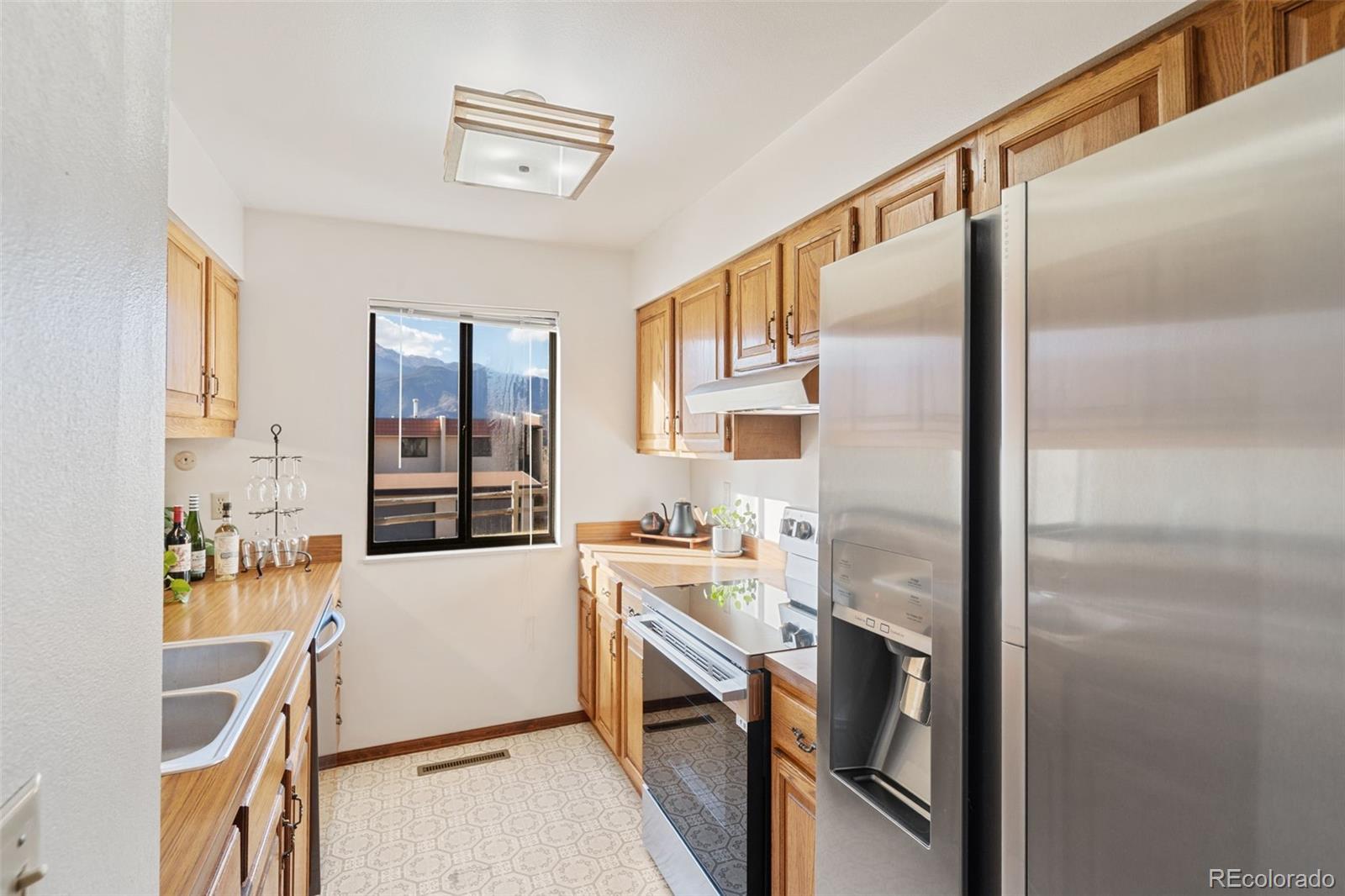 MLS Image #13 for 906  fontmore road a,colorado springs, Colorado