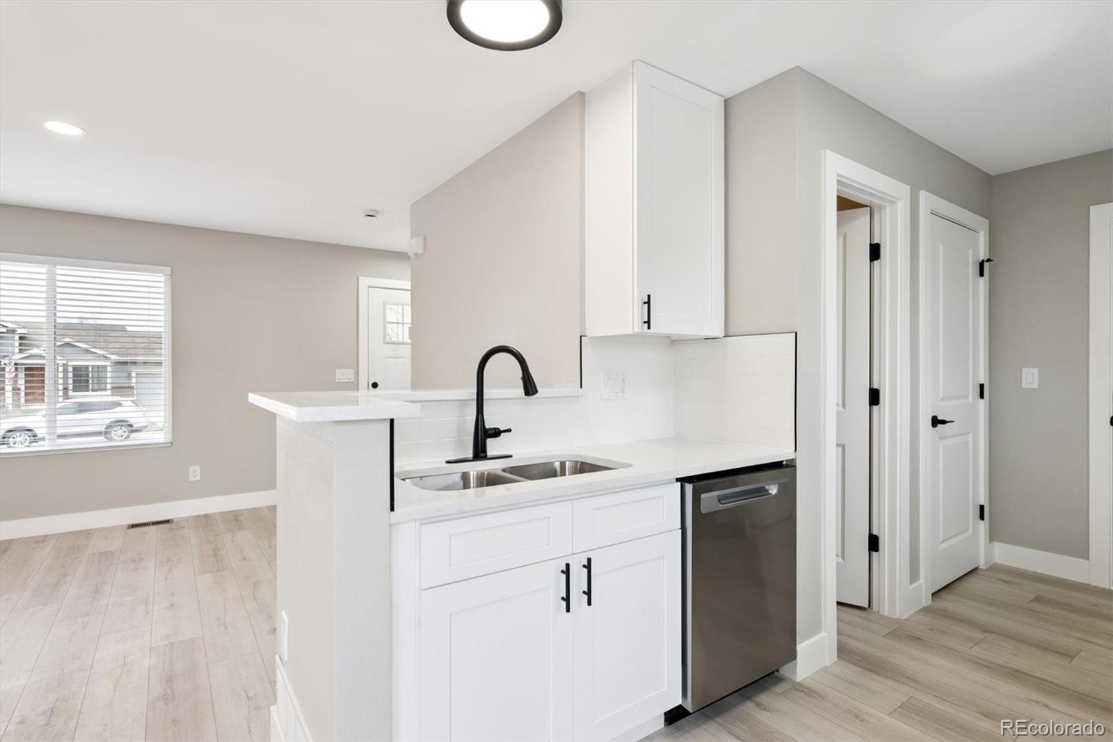 MLS Image #10 for 17208 e florida place,aurora, Colorado