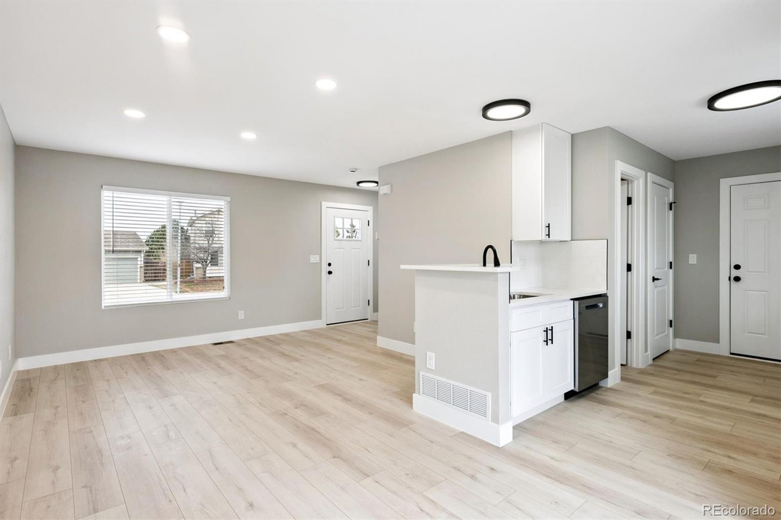 MLS Image #8 for 17208 e florida place,aurora, Colorado