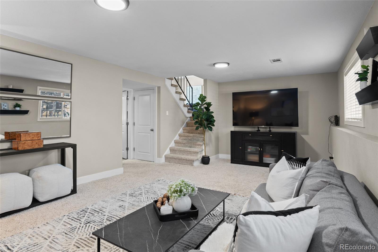 MLS Image #17 for 6437 s estes street,littleton, Colorado
