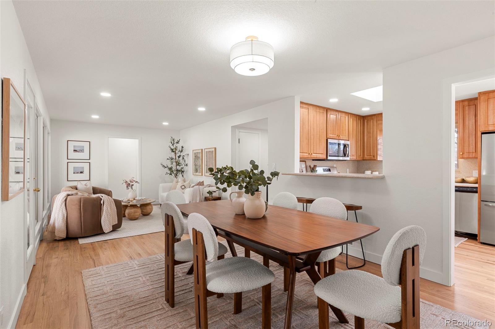 MLS Image #10 for 2660 s dahlia street,denver, Colorado