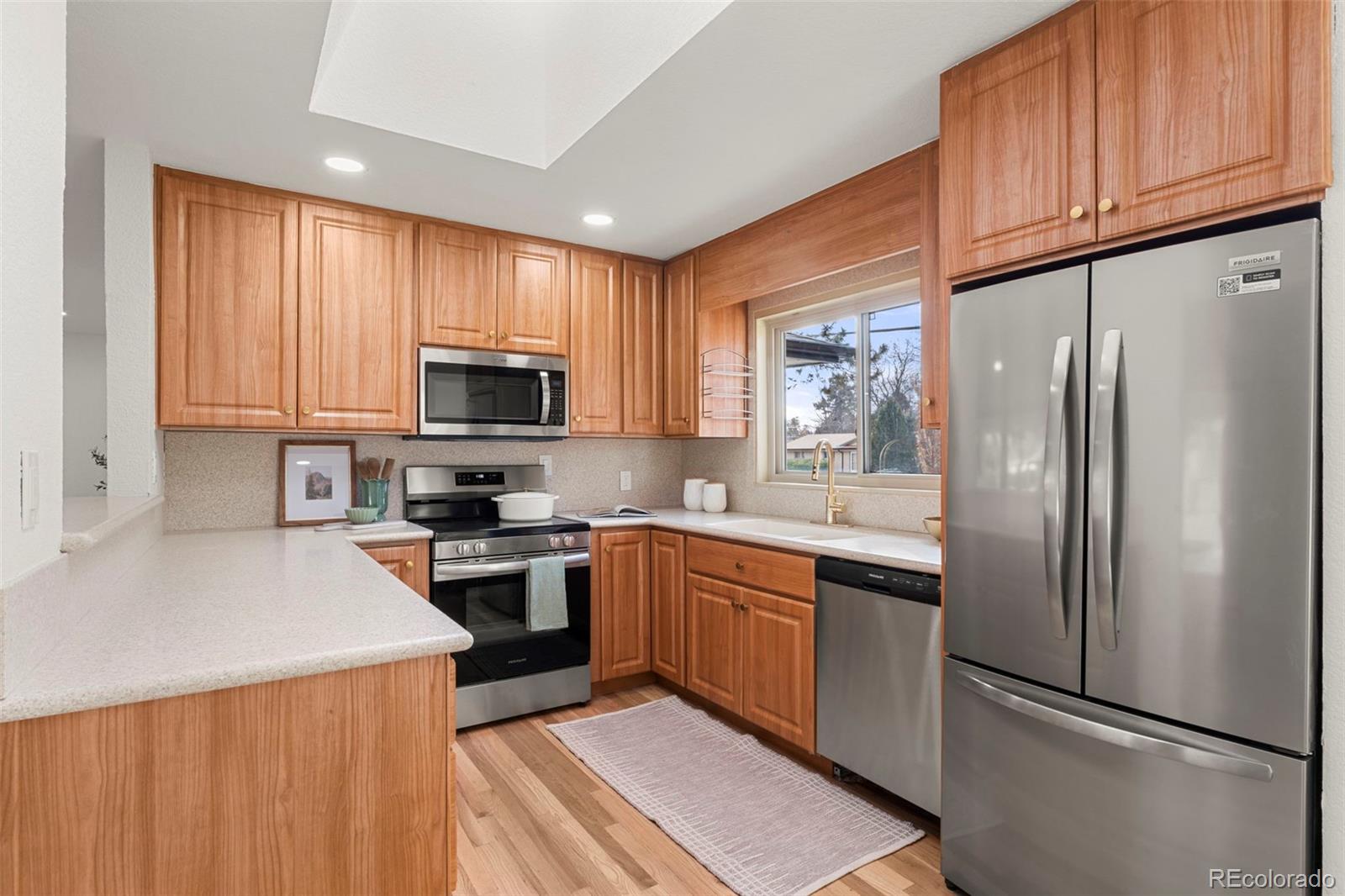MLS Image #13 for 2660 s dahlia street,denver, Colorado
