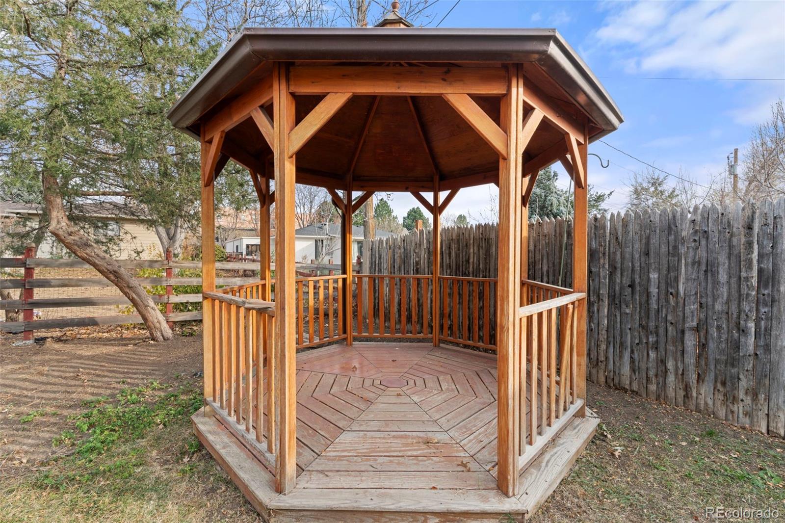 MLS Image #19 for 2660 s dahlia street,denver, Colorado