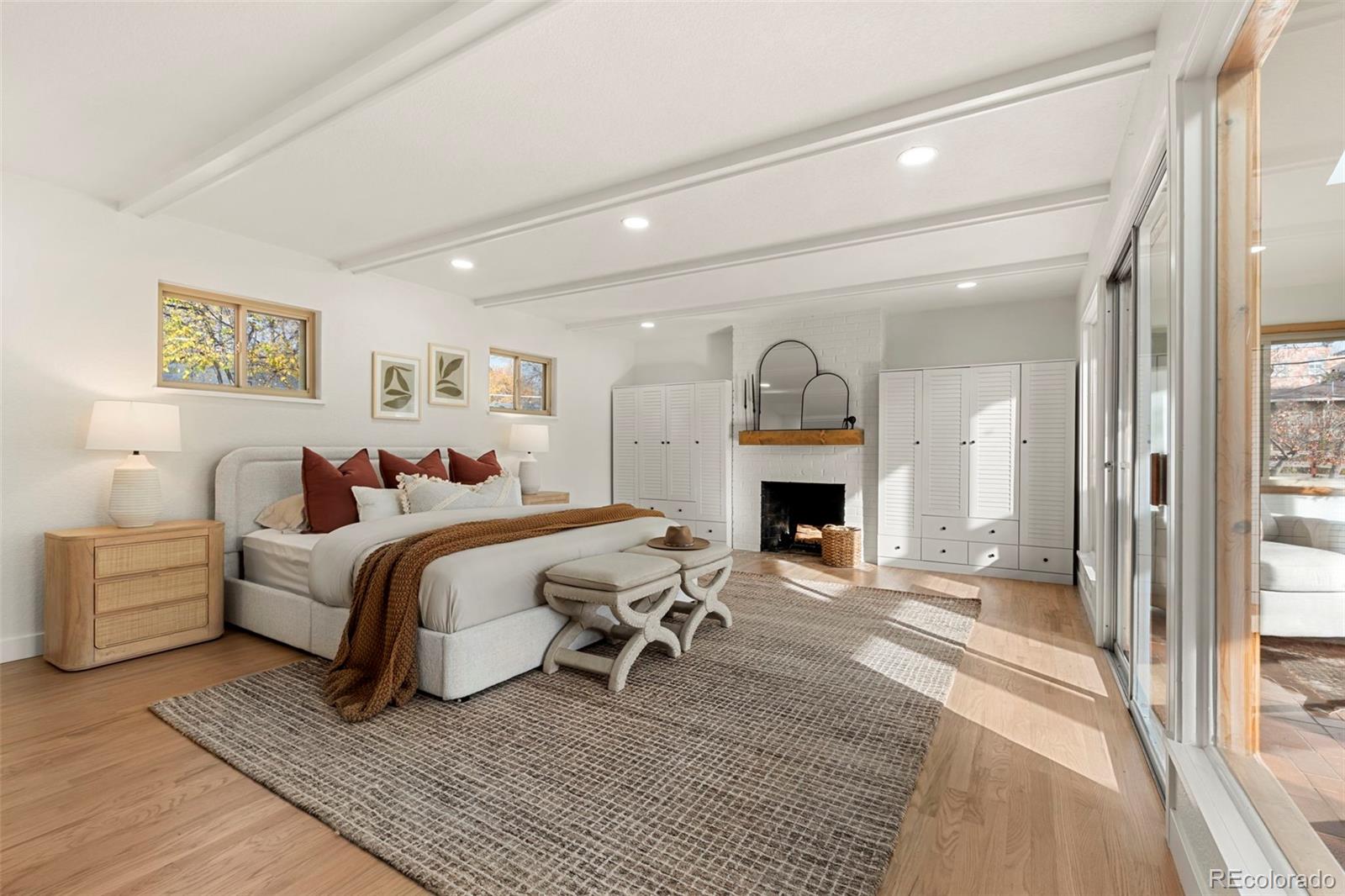 MLS Image #2 for 2660 s dahlia street,denver, Colorado