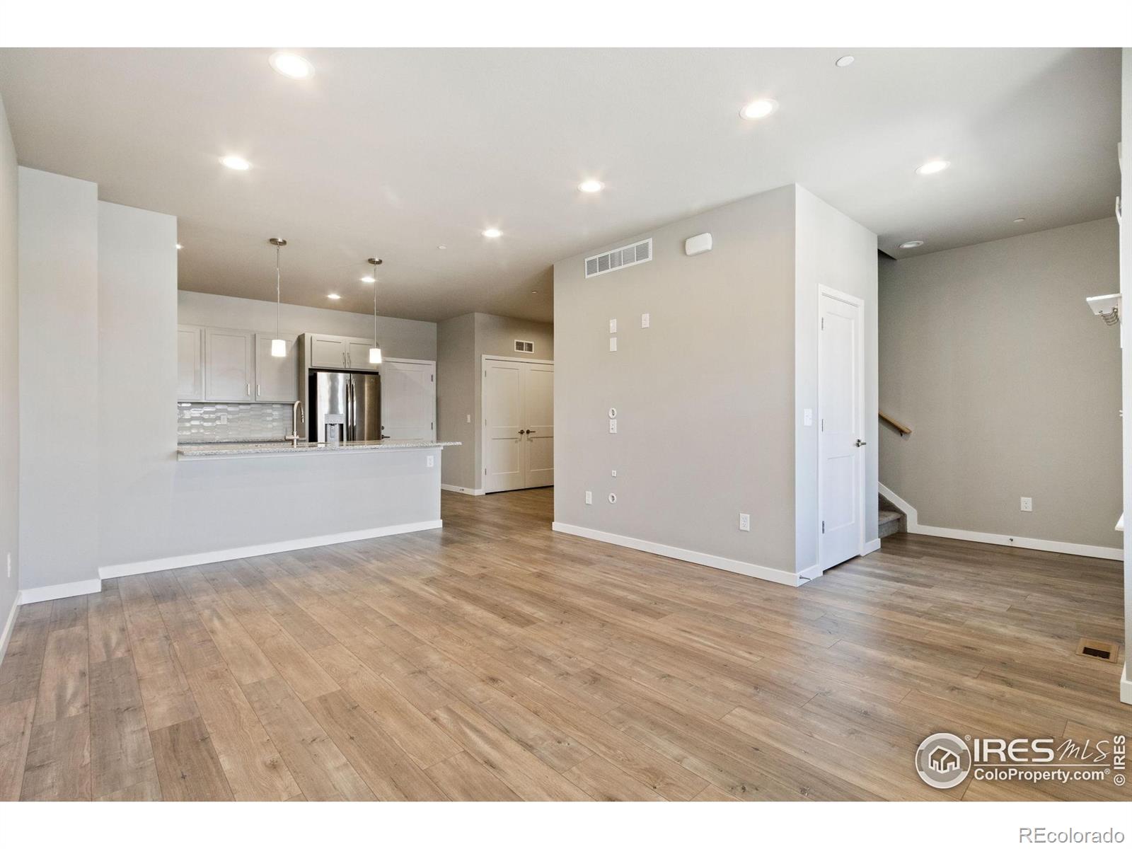 MLS Image #10 for 744  wagon trail road,fort collins, Colorado