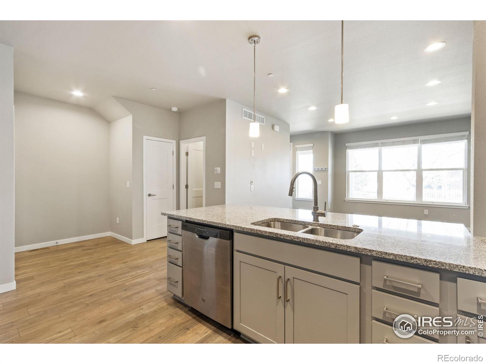 MLS Image #12 for 744  wagon trail road,fort collins, Colorado