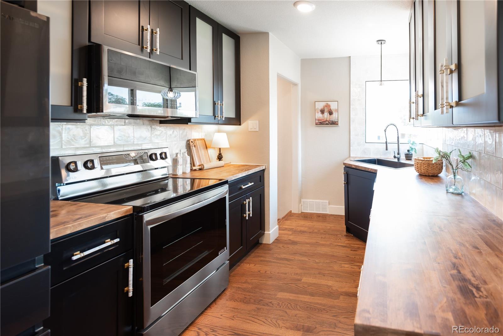 MLS Image #10 for 1901 w 47th avenue,denver, Colorado