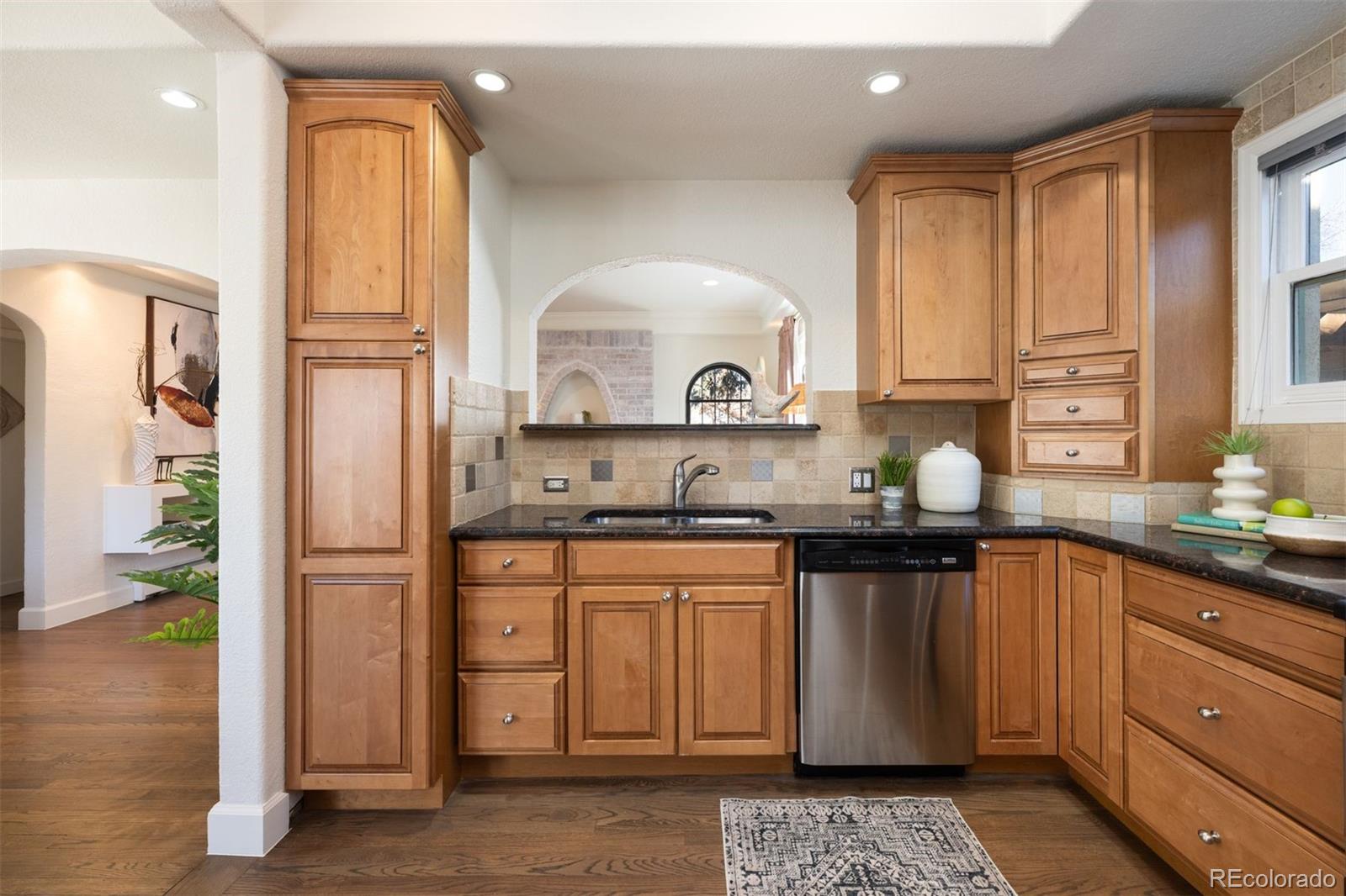 MLS Image #18 for 1630 e virginia avenue,denver, Colorado